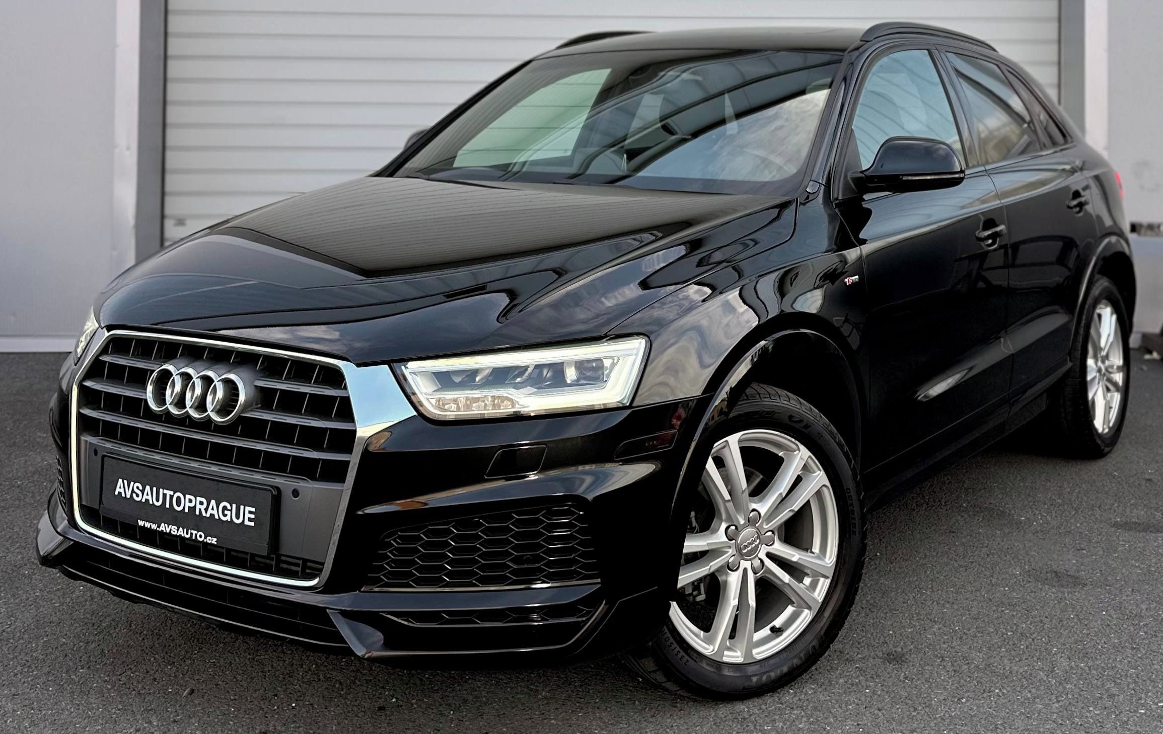 Audi Q3, S-LINE 2.0 TFSI 147KW PREMIUM+ - fotka 3