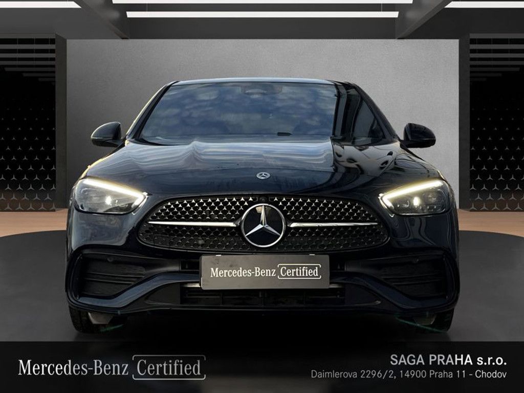 Mercedes-Benz Třídy C, Třída C 200 AMG Night - fotka 2