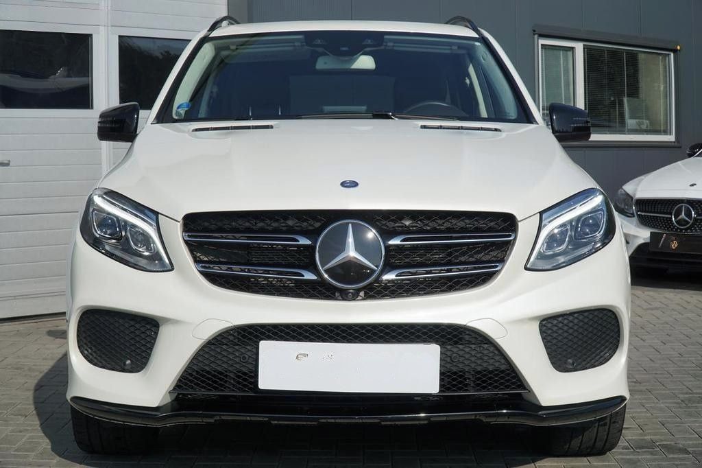 Mercedes-Benz GLE, V8 AMG | AIRMATIC | Designo - fotka 4