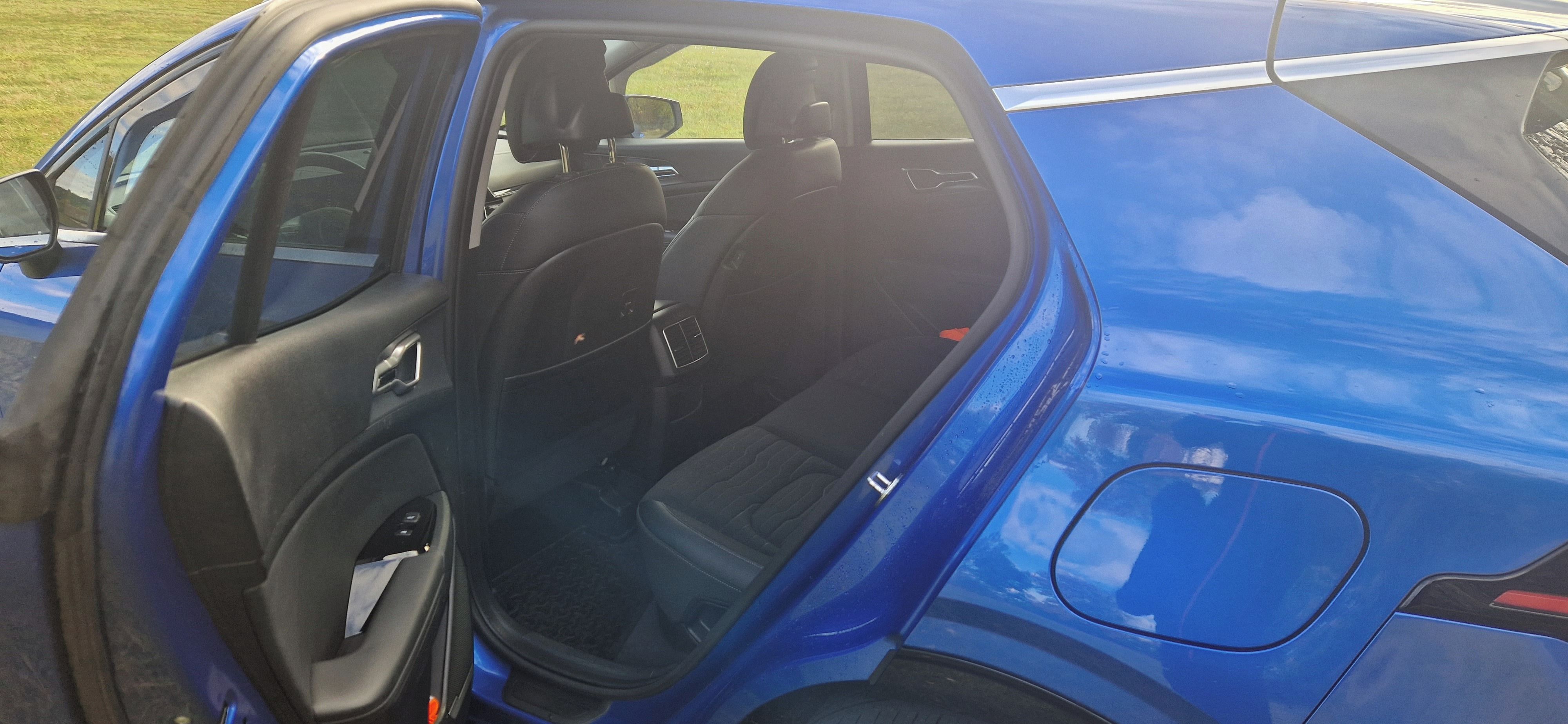 Kia Sportage, 1.6T-GDi GPF MHEV 4x4 iMT TOP - fotka 6
