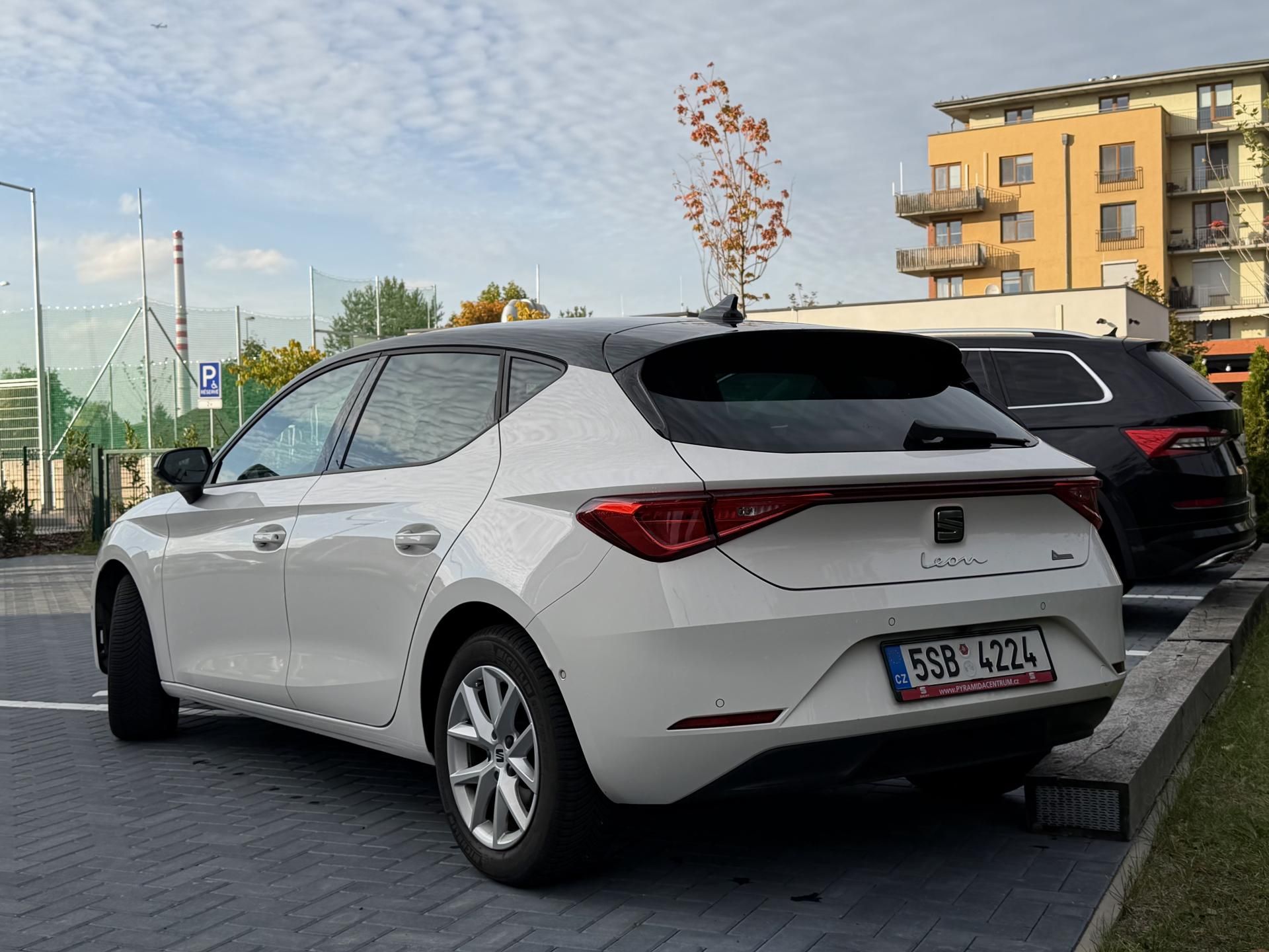 Seat Leon, 1.0 tsi 81 kW /Style/tažné - fotka 3
