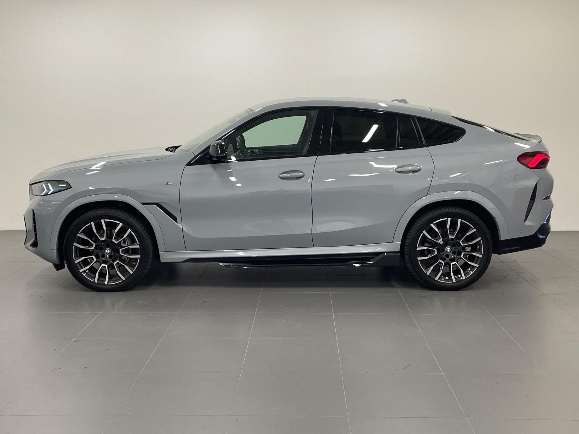 BMW X6, X6 40d xDrive, Mpaket - fotka 3