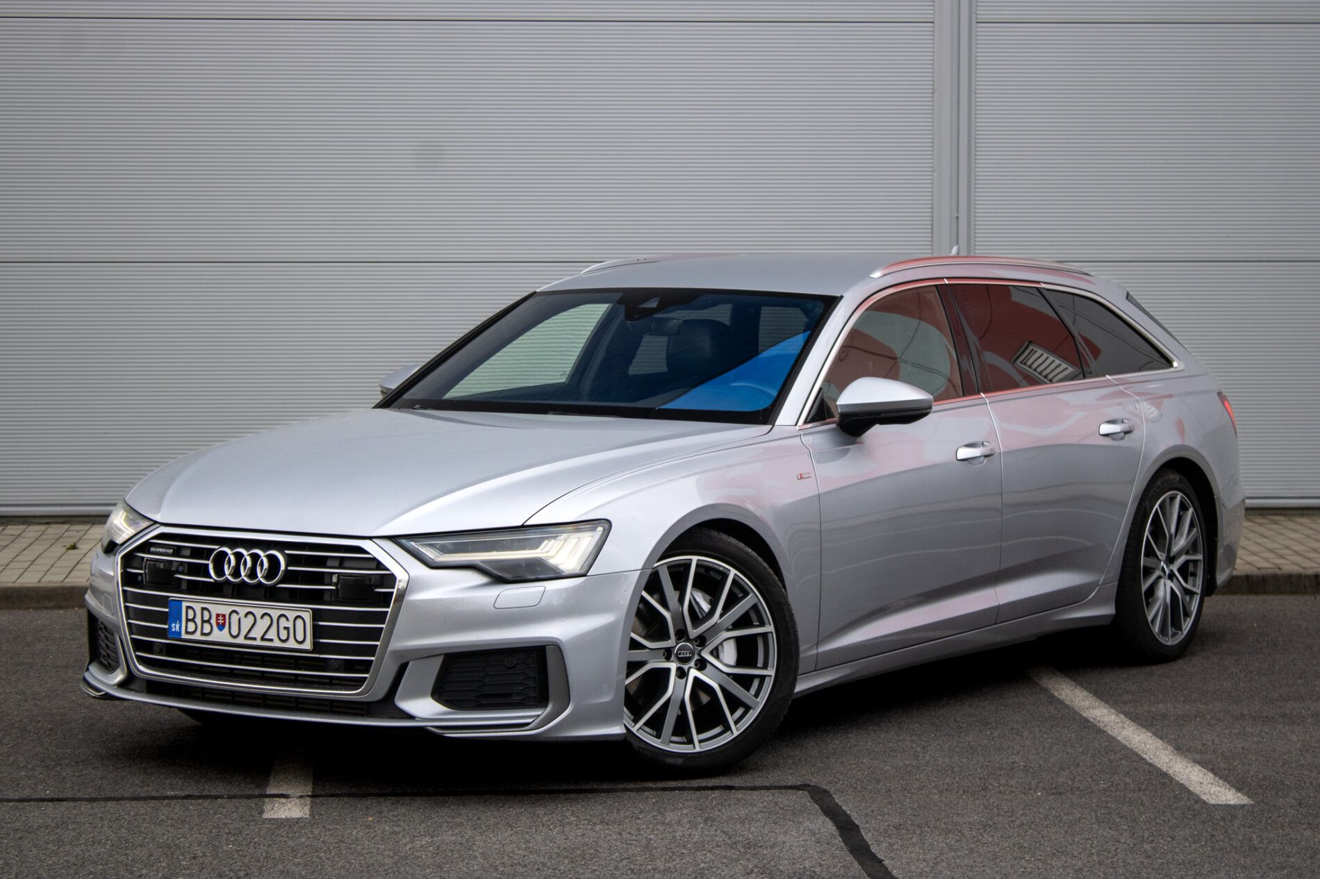 Audi A6 Avant