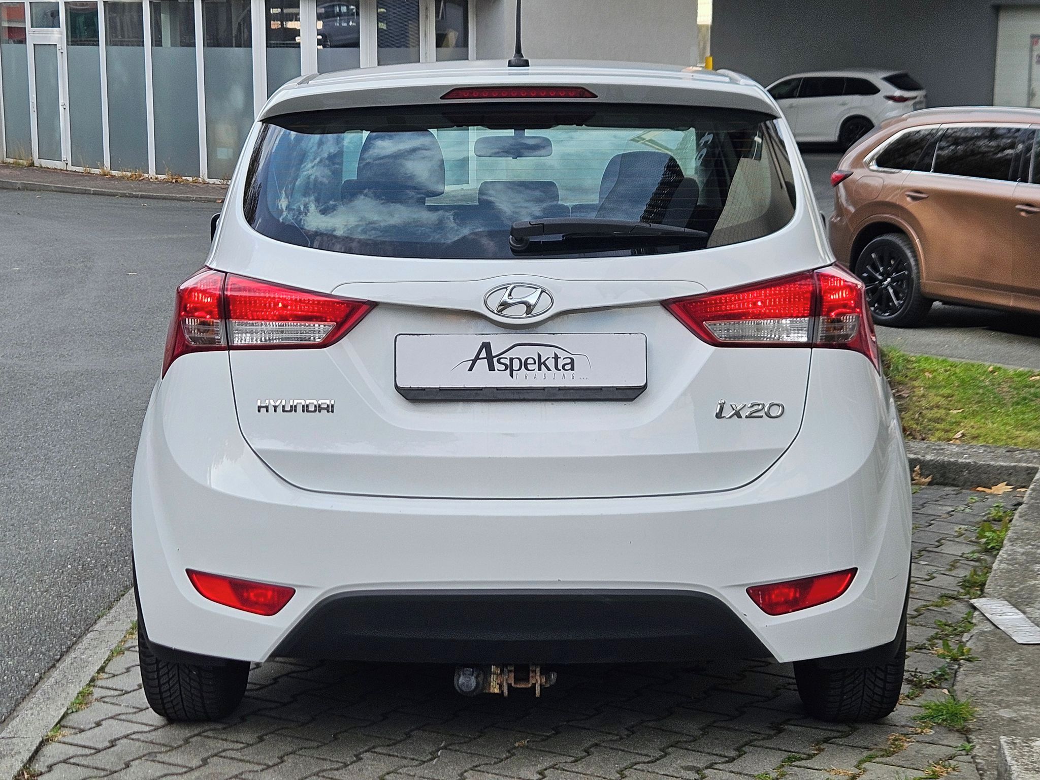 Hyundai ix20, 1.4i, Trikolor Essential,1.maj - fotka 4