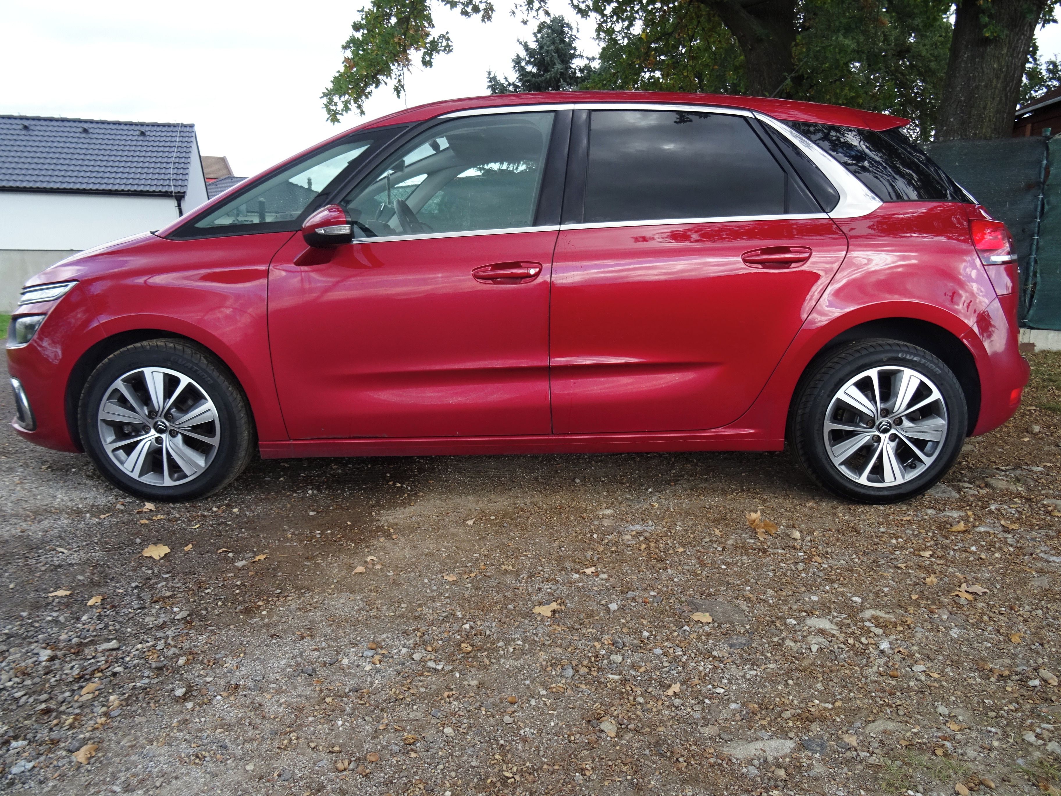 Citroën C4 Picasso, 1,6 HDI aut. serv. jen Citröen - fotka 6