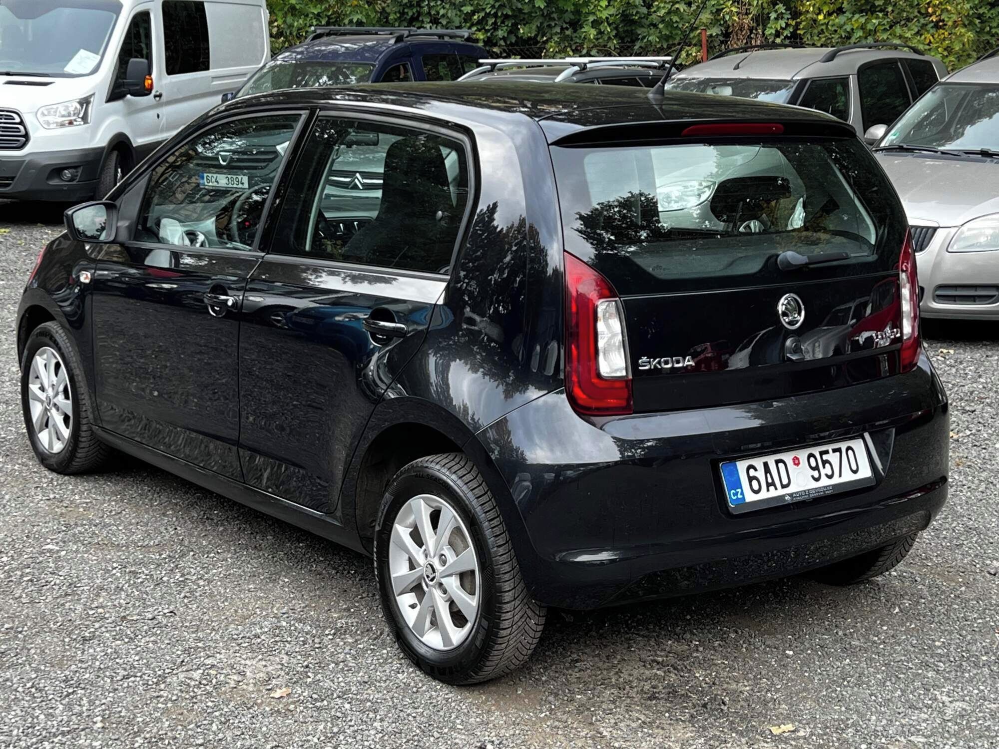 Škoda Citigo, 1.0 MPI 44 kW klima ČR 144 tkm - fotka 3