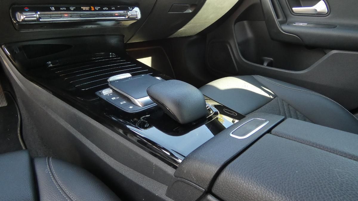 Mercedes-Benz CLA, 180 - fotka 6