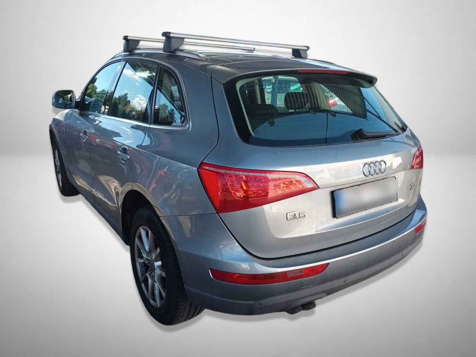 Audi Q5, 2.0 TDI, 4X4, Automat, ČR - fotka 2