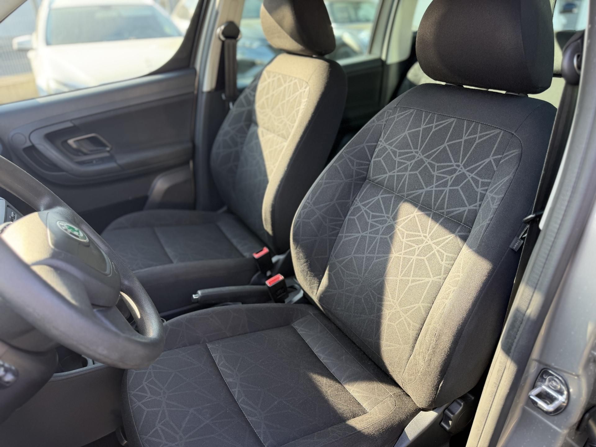 Škoda Roomster, 1.2 Tsi, 63kw, 1. majitel - fotka 5