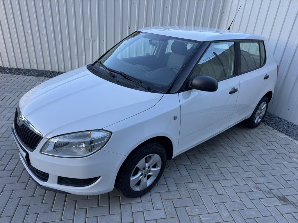 Škoda Fabia, 1,4 i 16V tažné DPH 1.maj. ČR - fotka 5