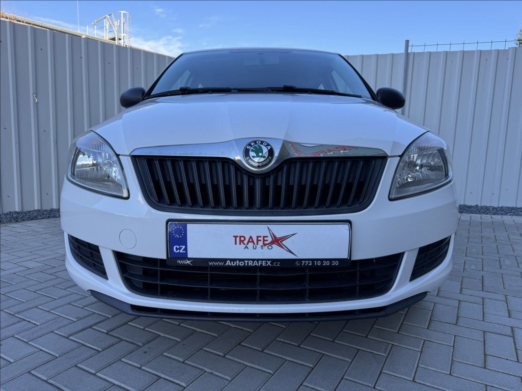 Škoda Fabia, 1,4 i 16V 63kW DPH 1.maj ČR - fotka 2
