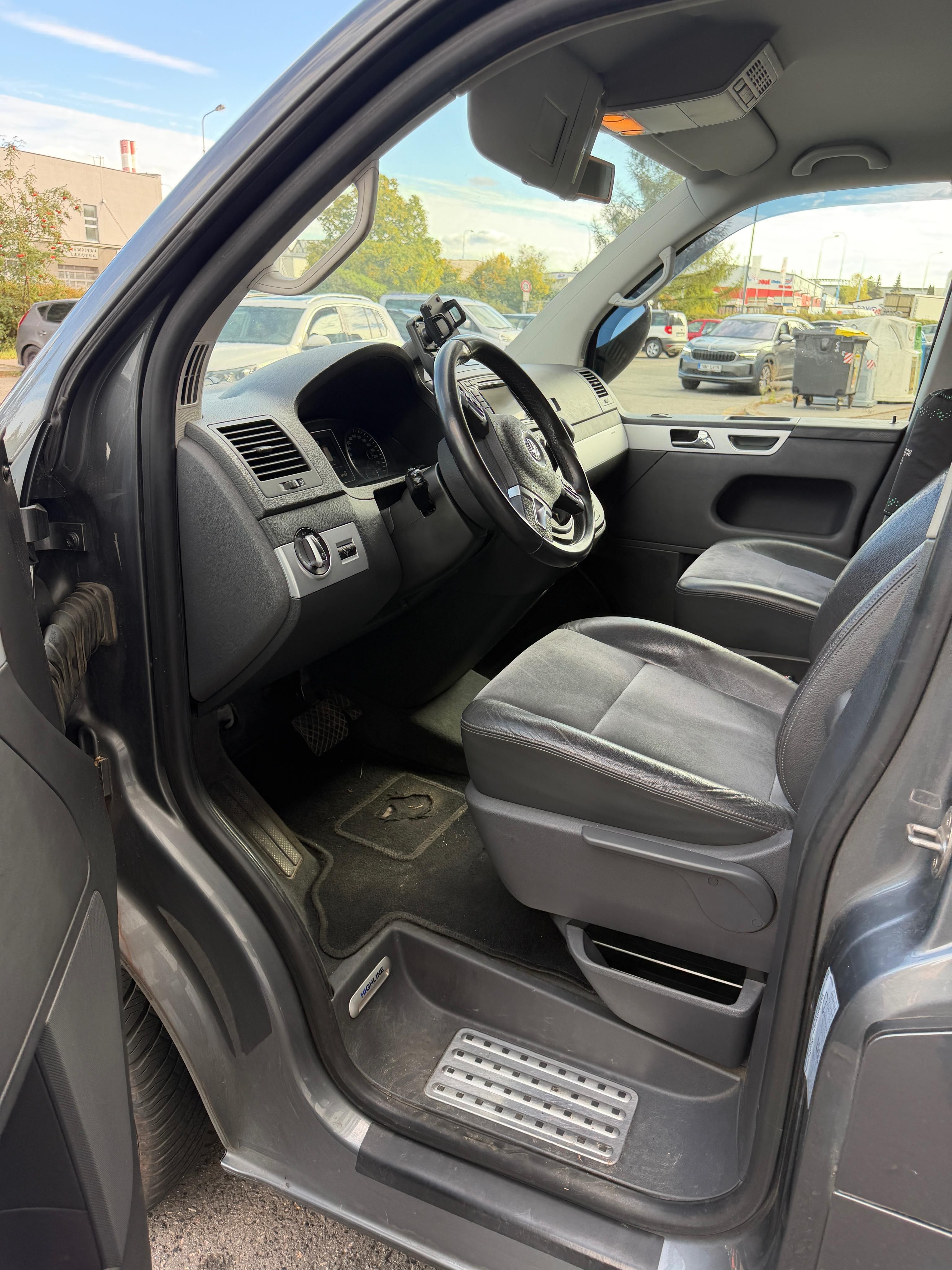Volkswagen Multivan, 2.0 BiTDI - fotka 5