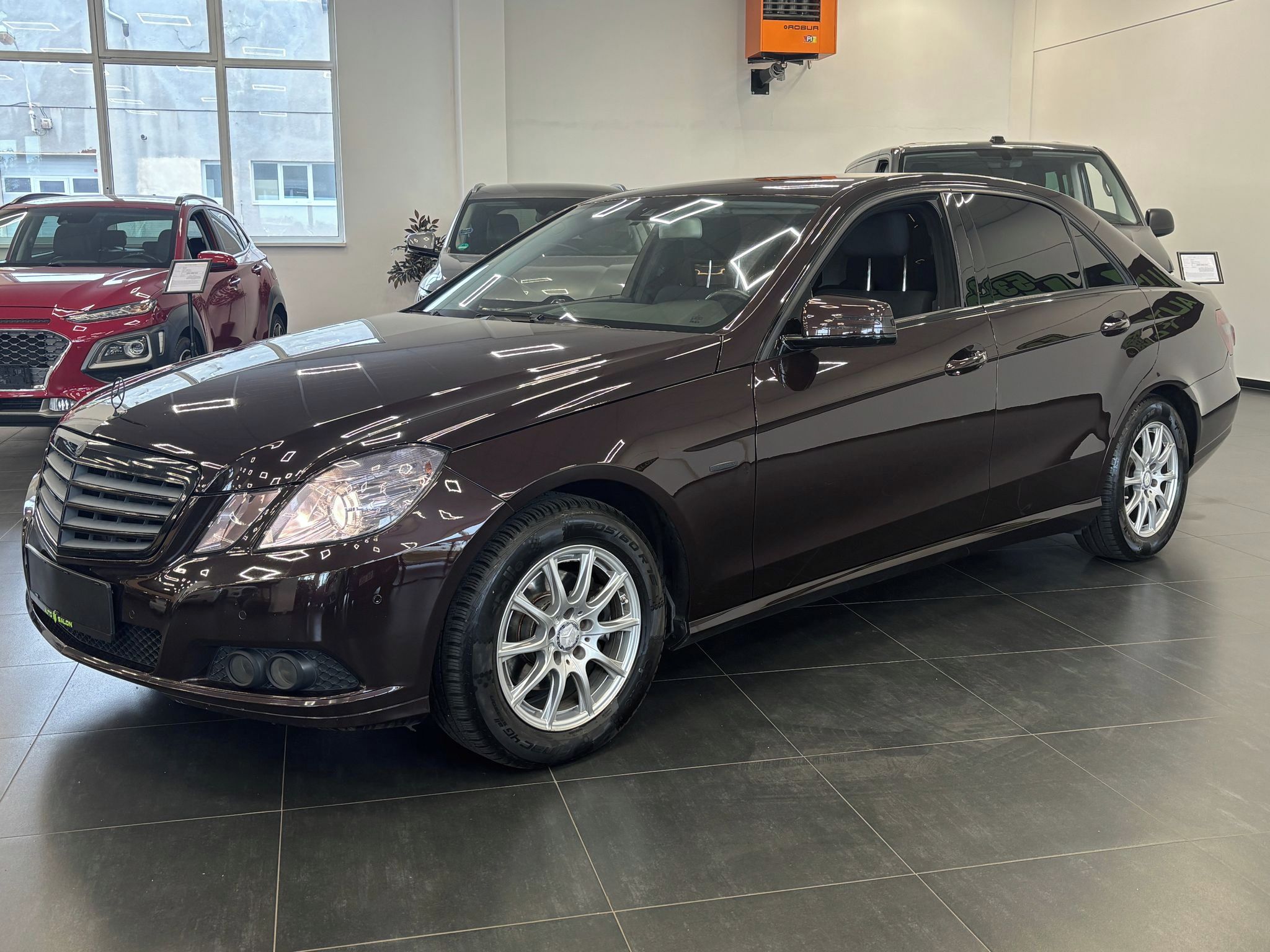 Mercedes-Benz Třídy E, E 200 CDI 100kW Automat - fotka 3