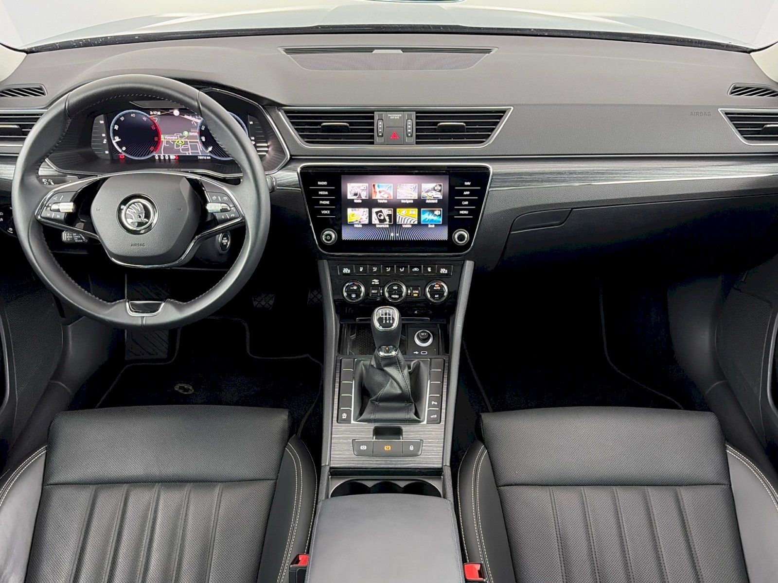 Škoda Superb, Combi 2.0TDI 110kW Style - fotka 5