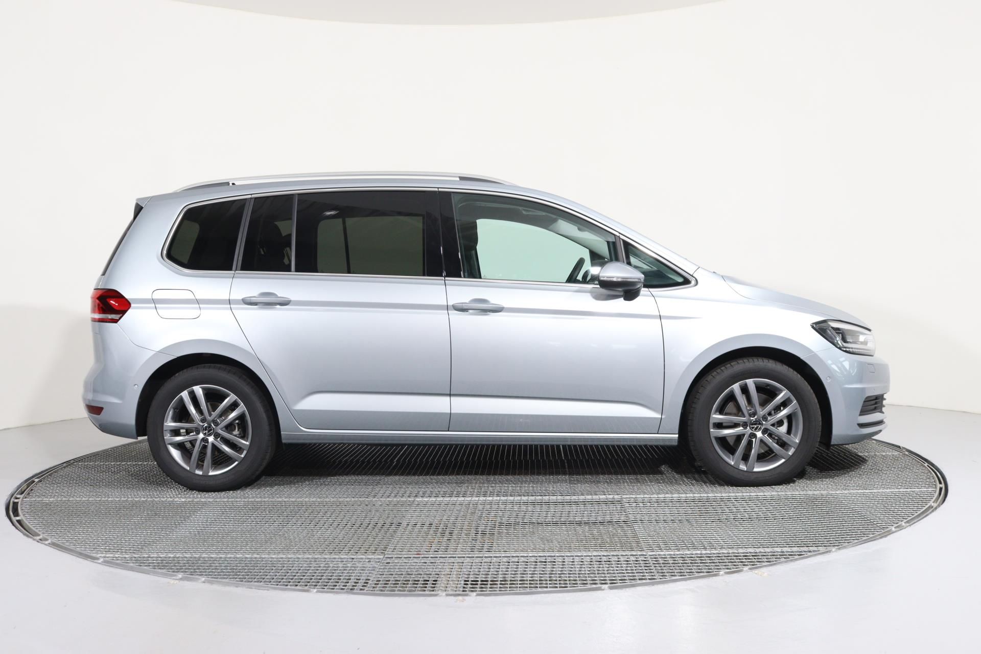 Volkswagen Touran, People 2,0 TDI DSG/ TAŽNÉ Z.,A - fotka 3