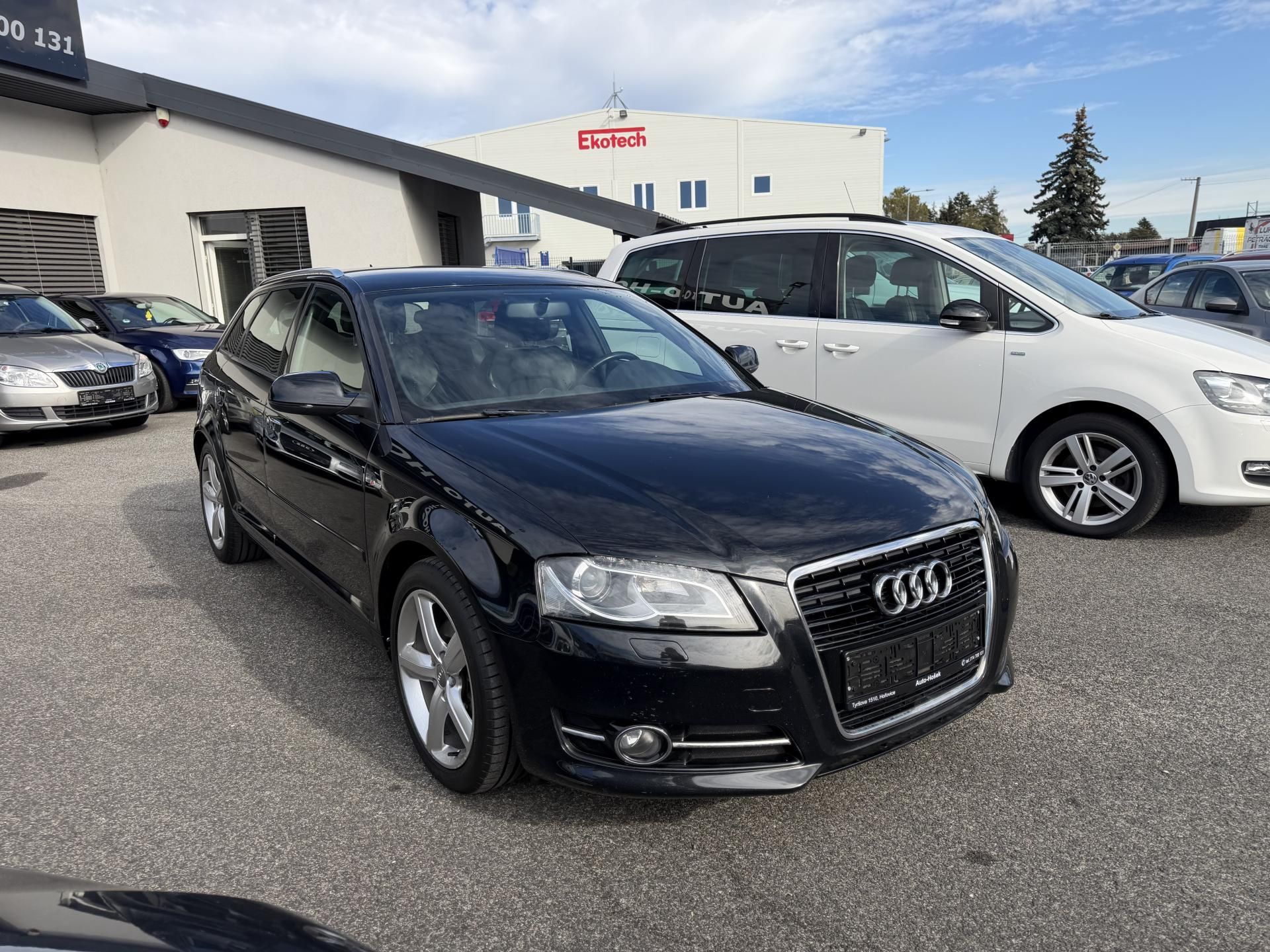 Audi A3, 1.4 Tfsi, 92kw, S-Line - fotka 4