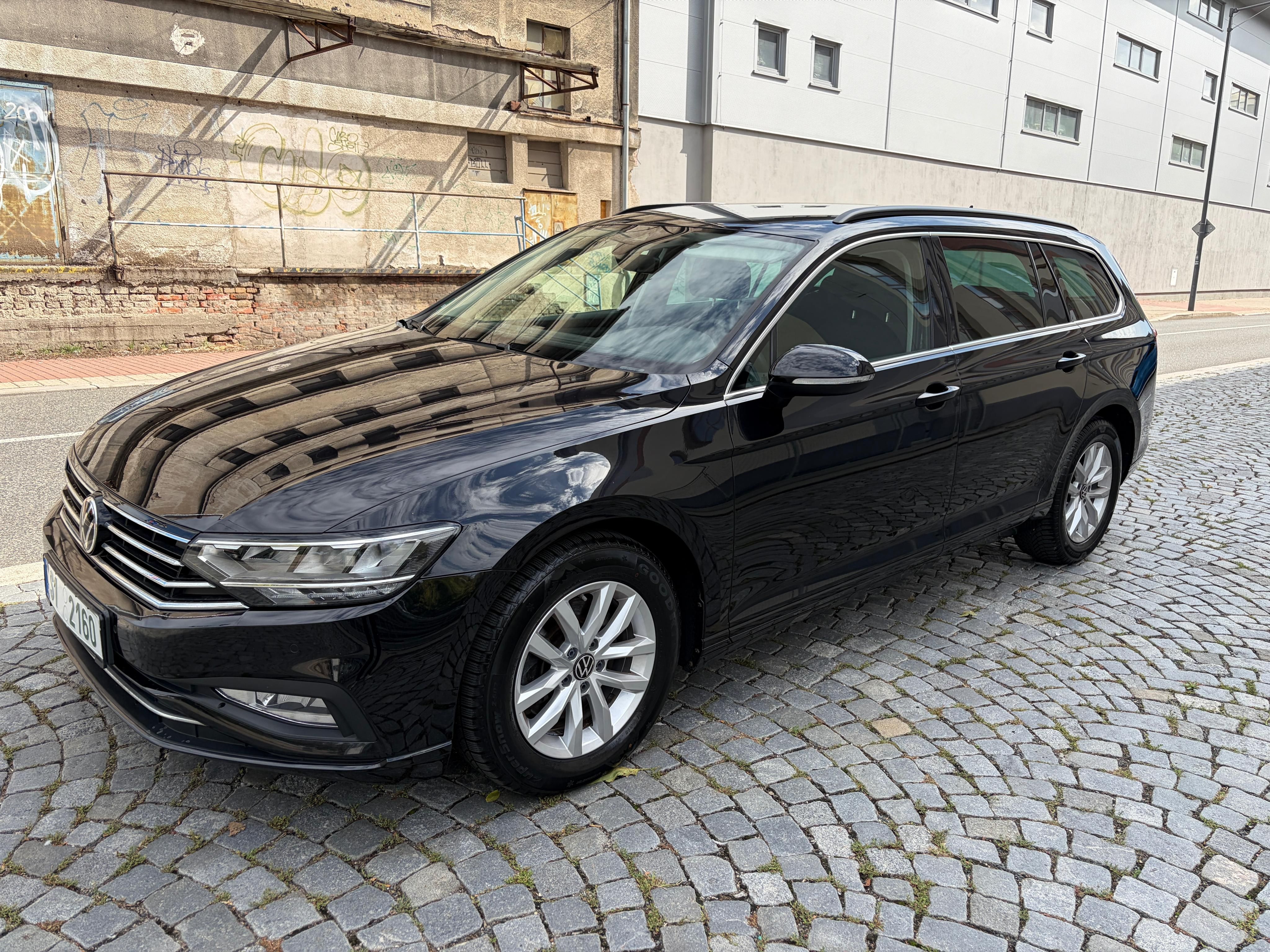 Volkswagen Passat, 2,0 TDI Business, 110 Kw - fotka 2