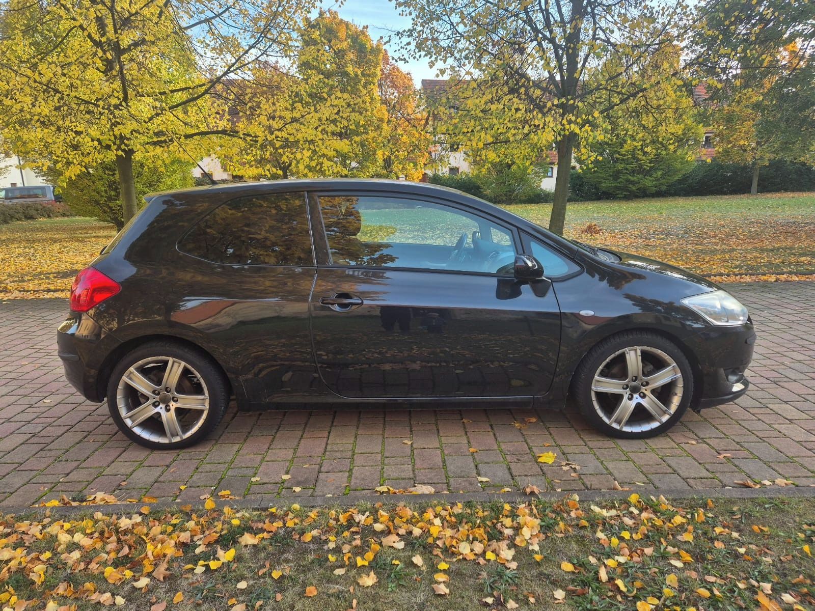 Toyota Auris, TOYOTA AURIS 1,6 automat - fotka 2