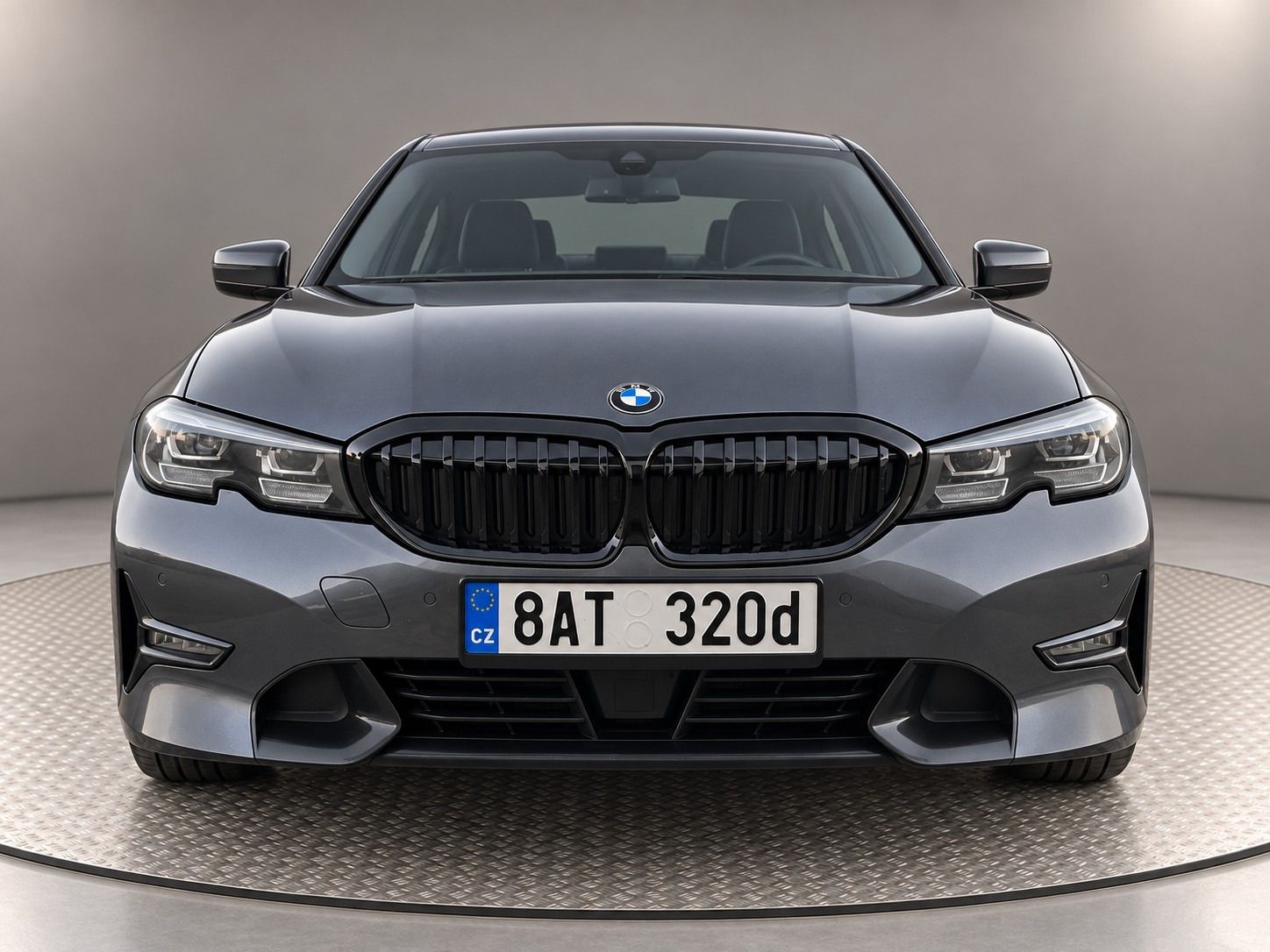 BMW Řada 3, 320d AT 140 kW Sport Line DPH - fotka 2
