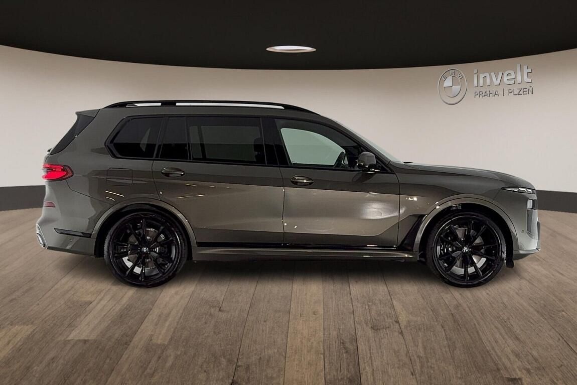 BMW X7, xDrive40d - fotka 2