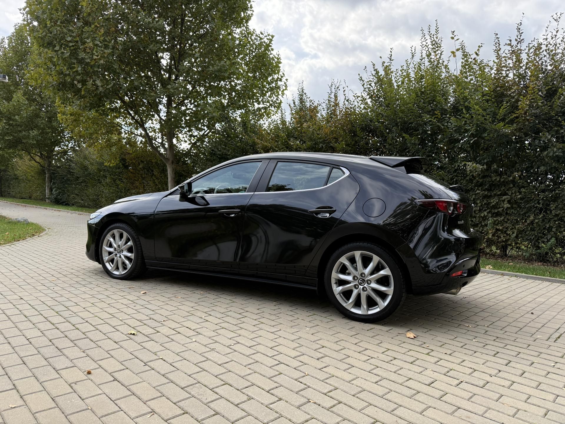 Mazda 3, 2.0 Skyactiv-X Mild-Hybrid - fotka 6