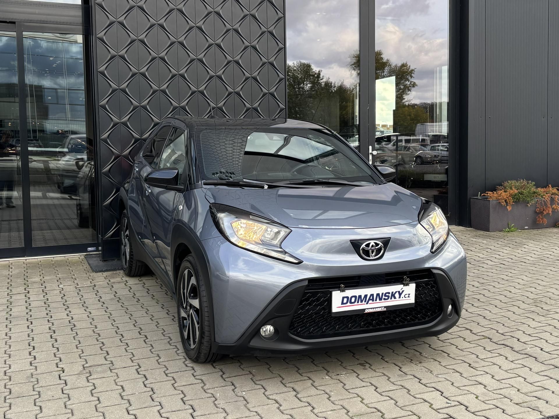 Toyota Aygo, X STYLE 1.0 VVT-i 53 kW - fotka 6