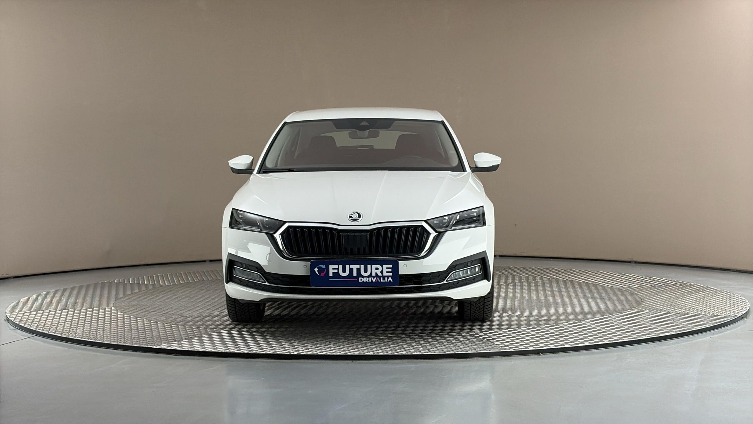 Škoda Octavia, 2.0 TDI DSG Style - fotka 3