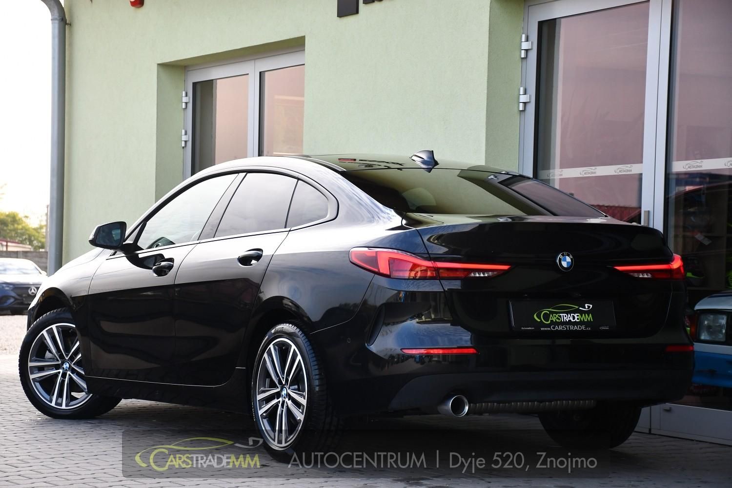 BMW Řada 2, 218i ČR 1.MAJ PANO - fotka 3