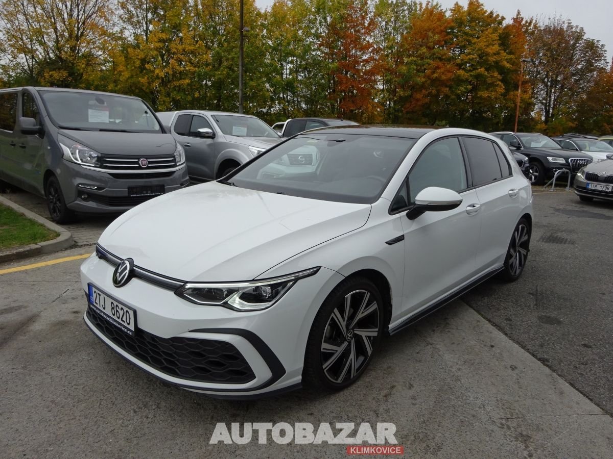 Volkswagen Golf, R-LINE, 2,0 TDI,FULL VÝBAVA