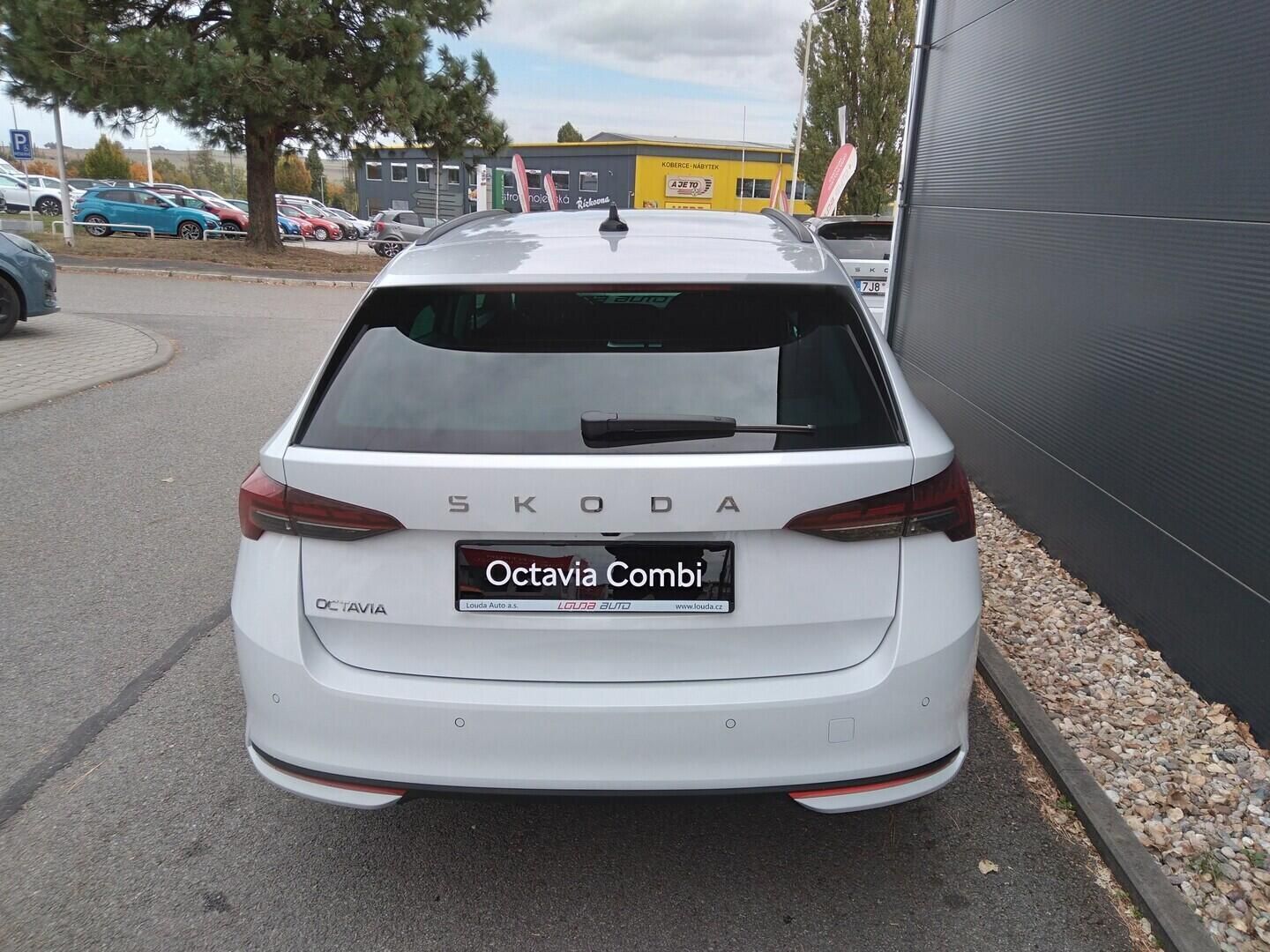 Škoda Octavia, Combi Selection 2,0 TDI 85 kW - fotka 3