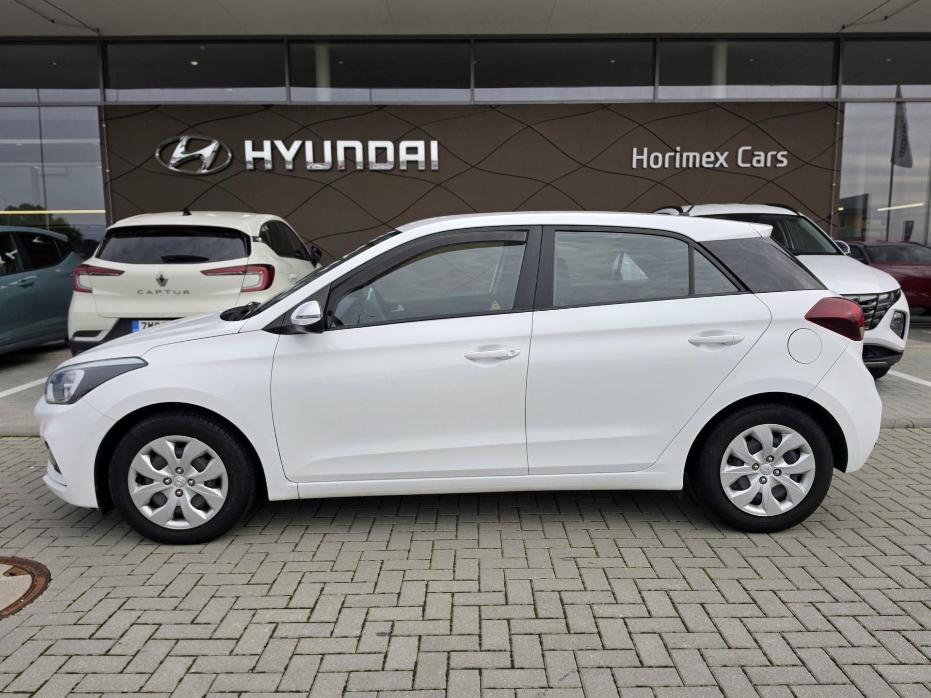 Hyundai i20, 1,2i 55kW - fotka 2