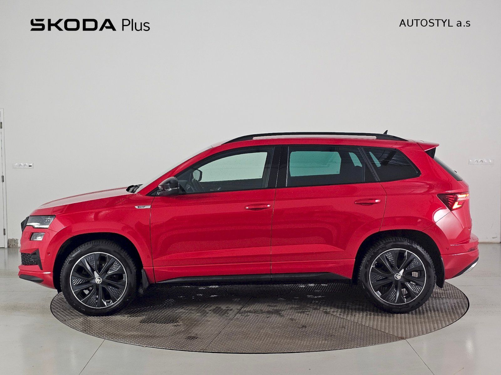 Škoda Karoq, 2.0TDI 110kW 4X4 DSG Sportline - fotka 3