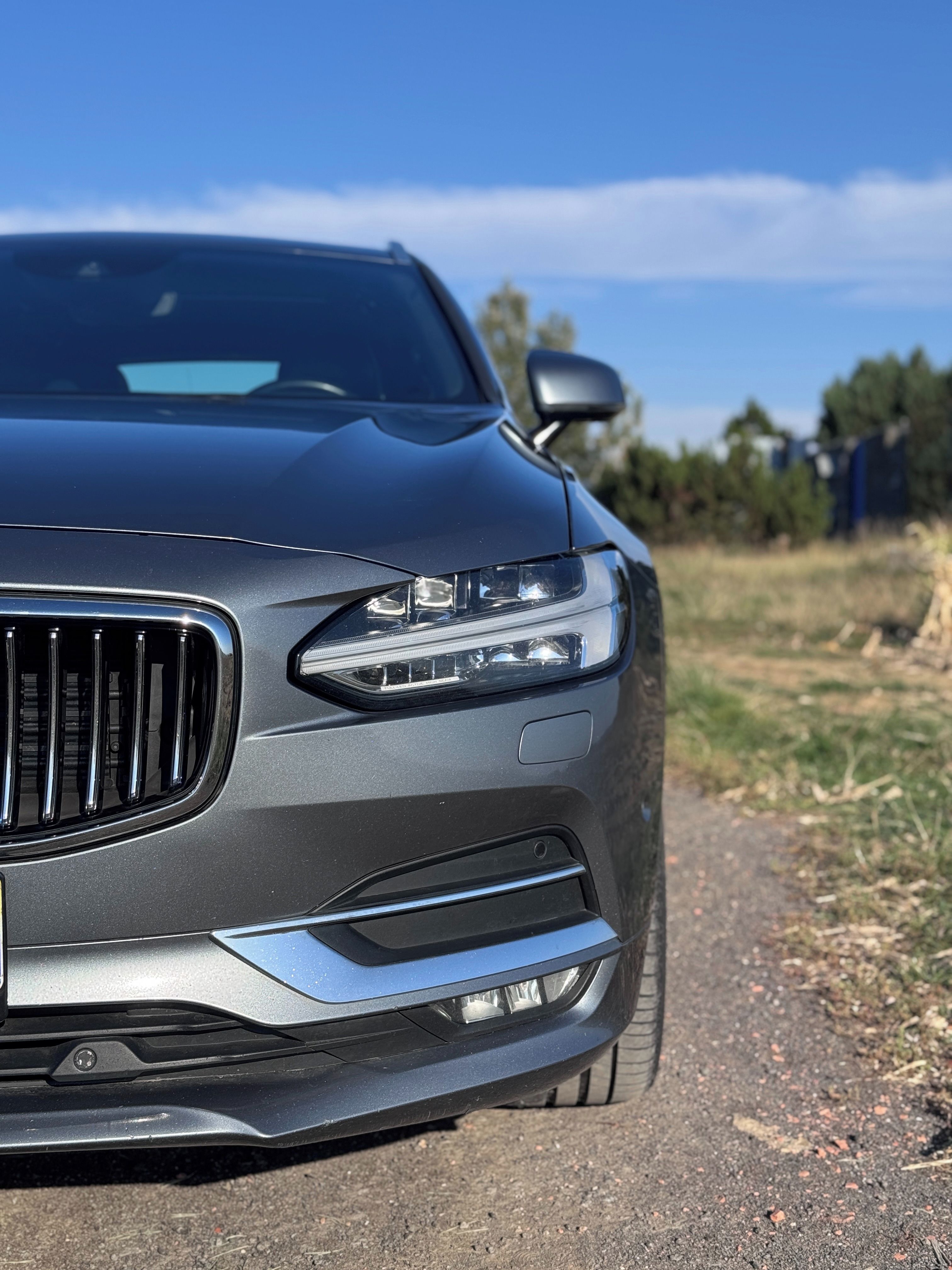 Volvo V90, AWD INSCRIPTION D5 - fotka 3