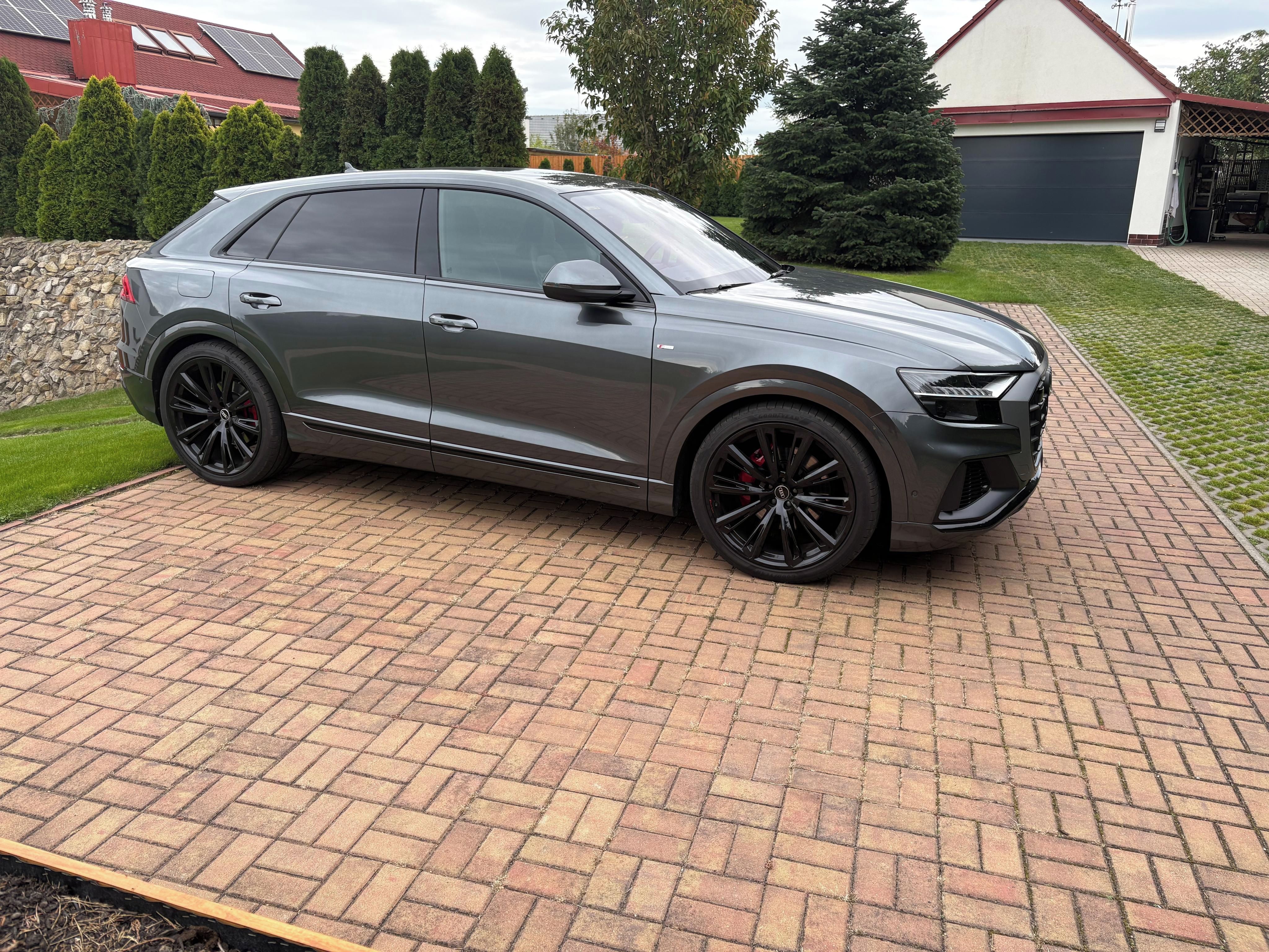 Audi Q8, 55 tfsi