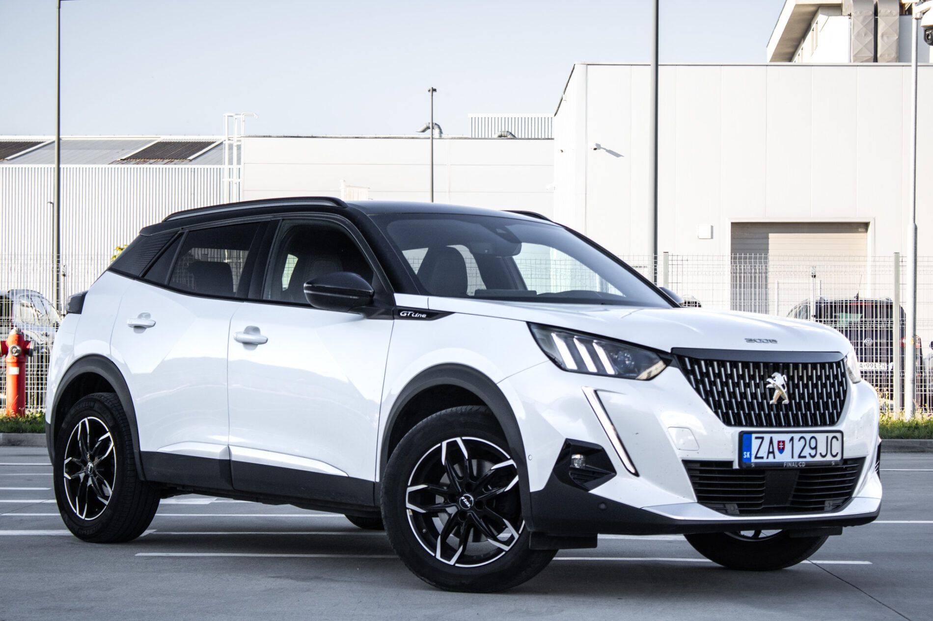 Peugeot 2008 - fotka 3