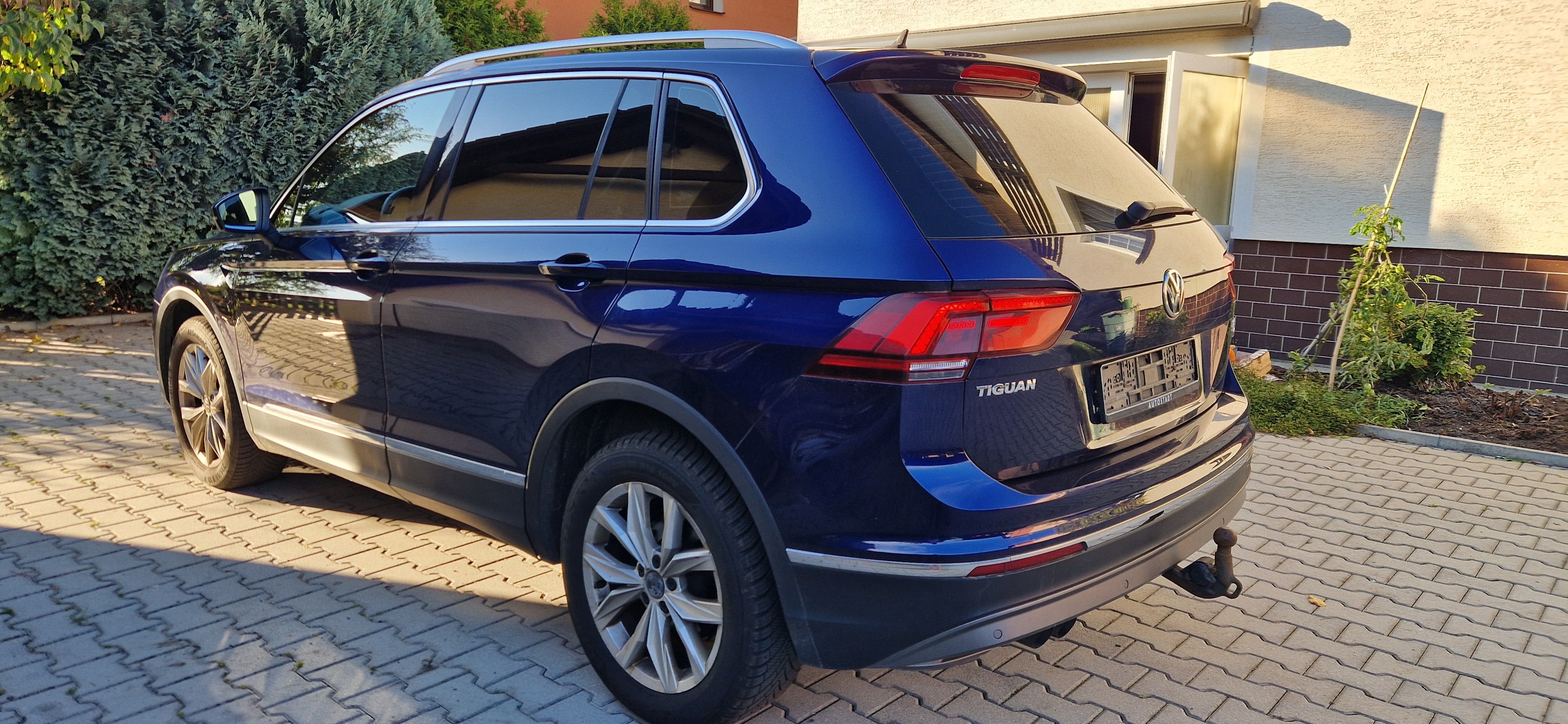 Volkswagen Tiguan, 4X4 HIGLINE DSG TAŽNÉ - fotka 6