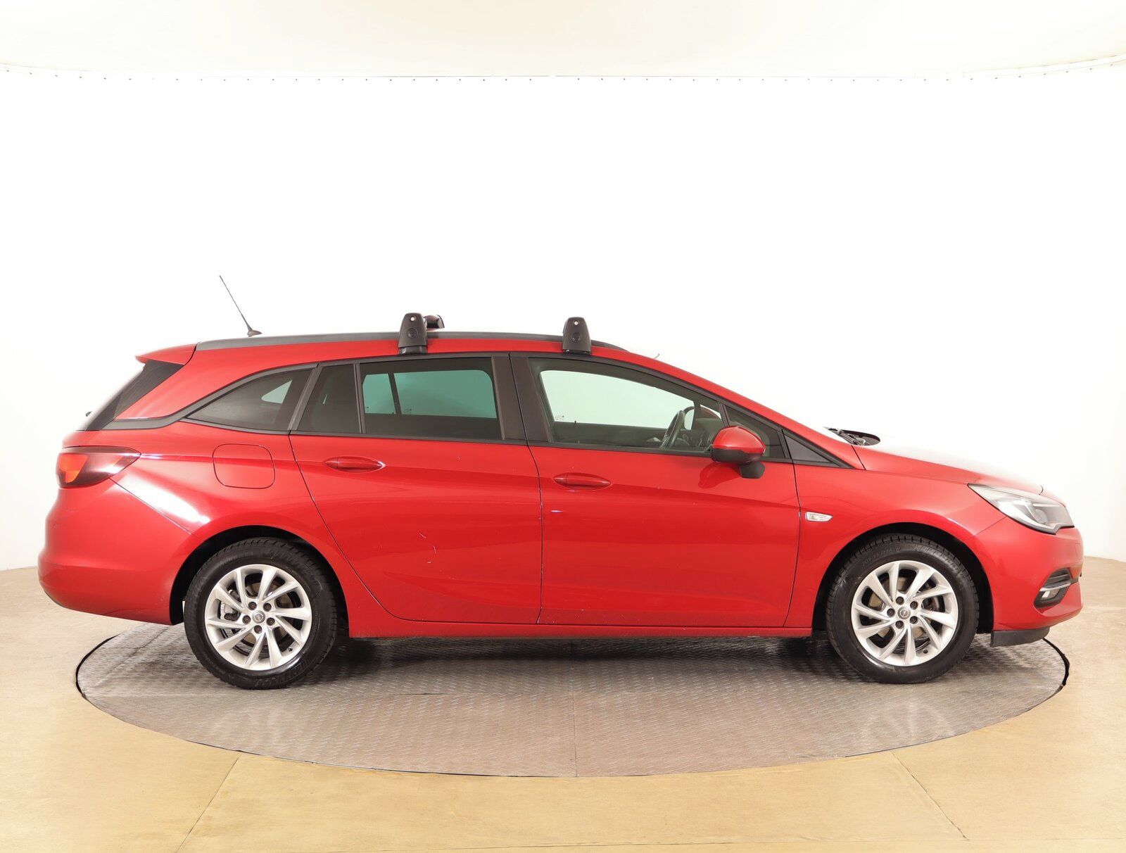 Opel Astra, 1.2 Turbo - fotka 6