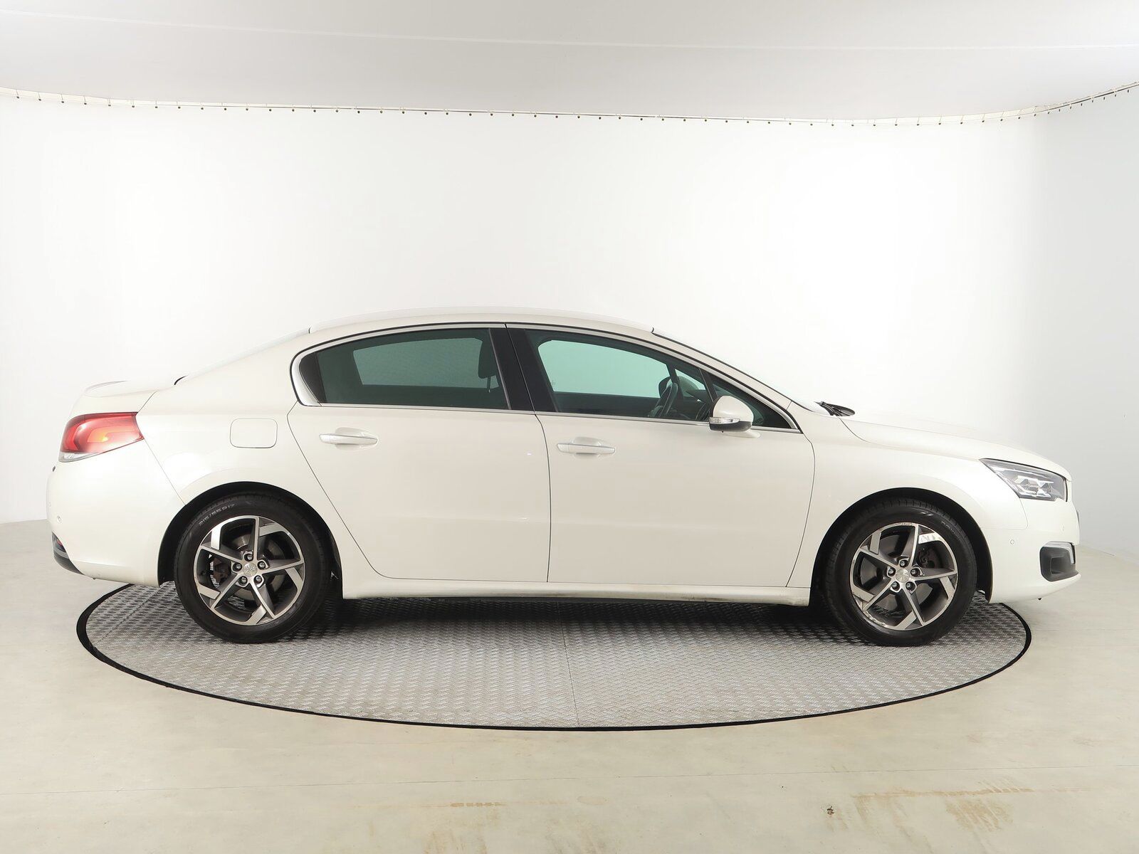 Peugeot 508, 2.0 BlueHDi, Automat - fotka 6