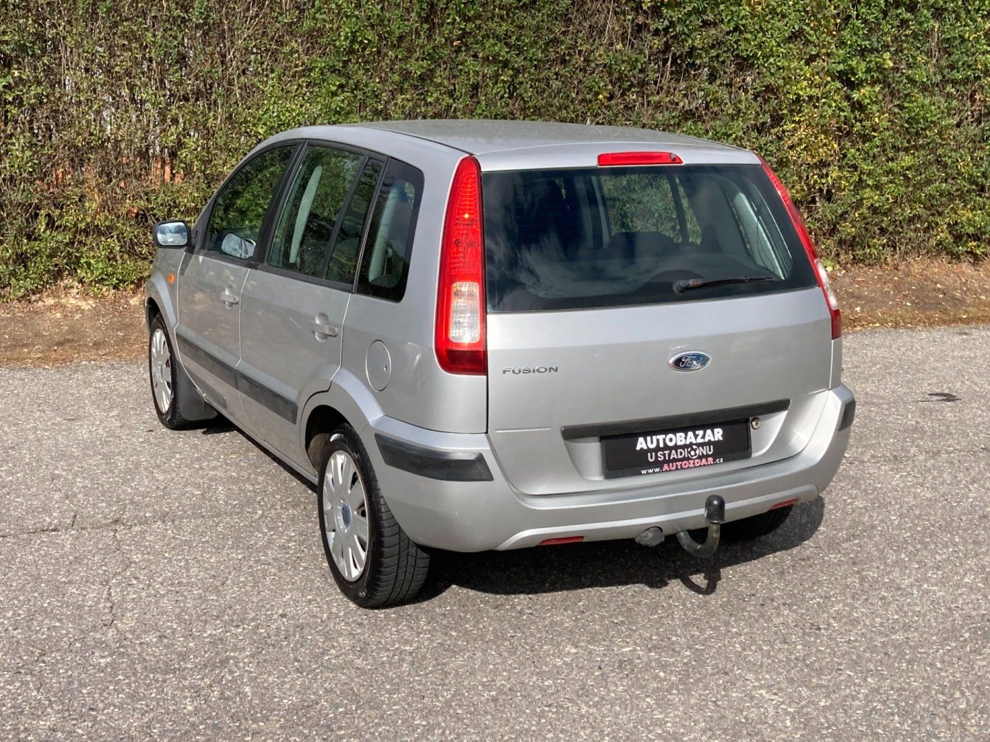 Ford Fusion, 1.4i vyhř. čel. sklo Tažné zař - fotka 5