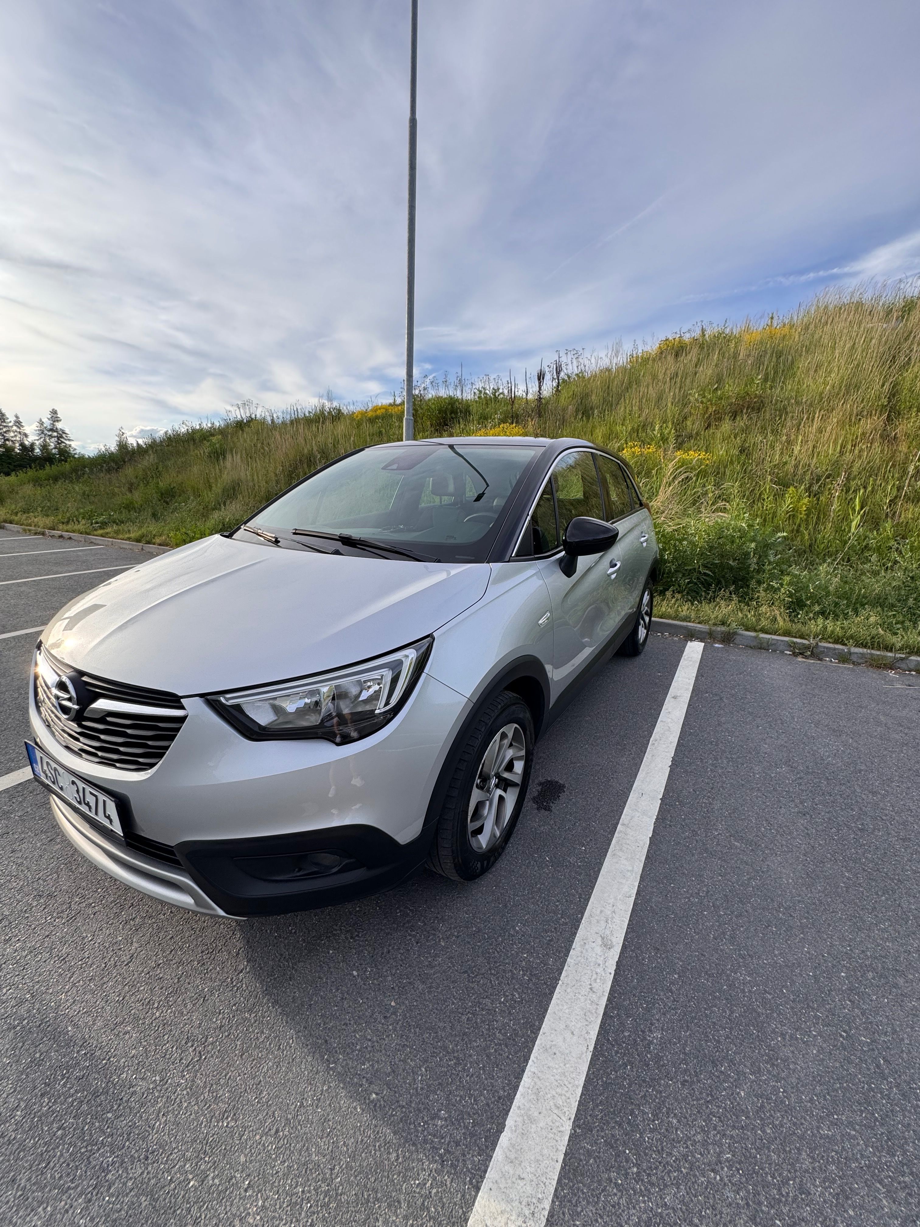 Opel Crossland X, 1.2 turbo 96 - fotka 3
