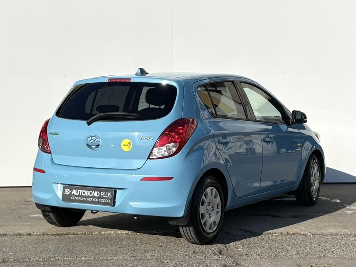 Hyundai i20, 1.25 i 63kW Family - fotka 2