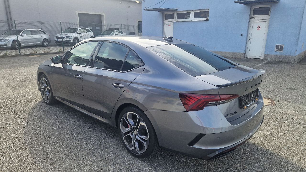 Škoda Octavia, 2,0 TSi RS - fotka 4