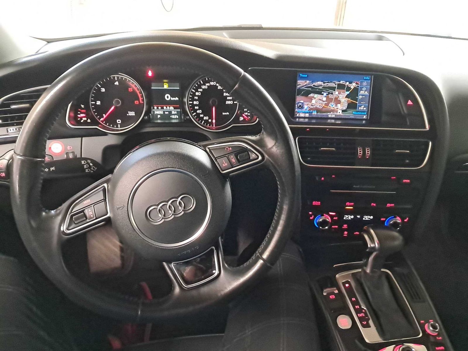 Audi A5, 2.0 TDI, 4X4, Automat, Kůže - fotka 3