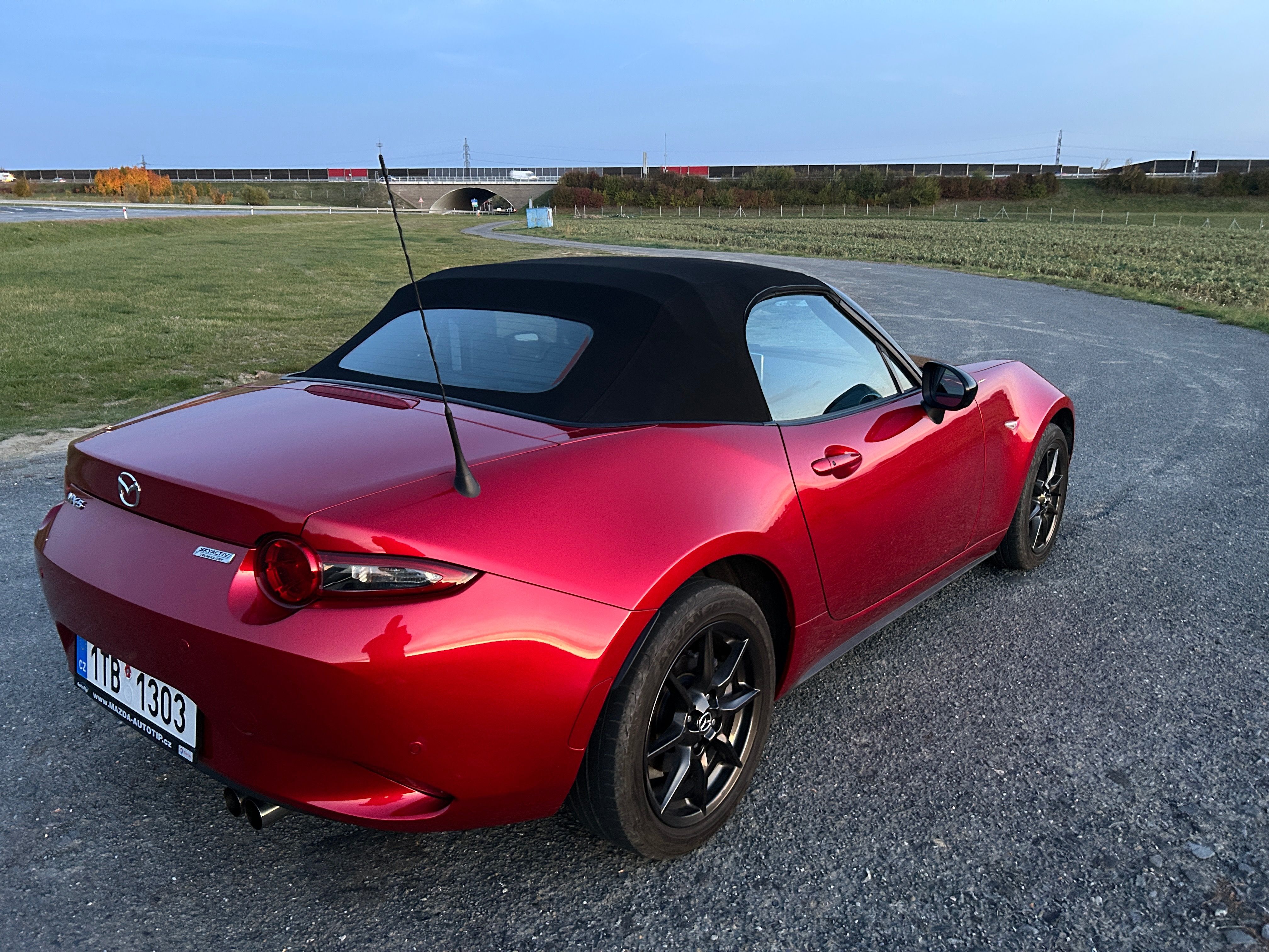 Mazda MX-5, CZ,Nehavarované,1.Majitel - fotka 6