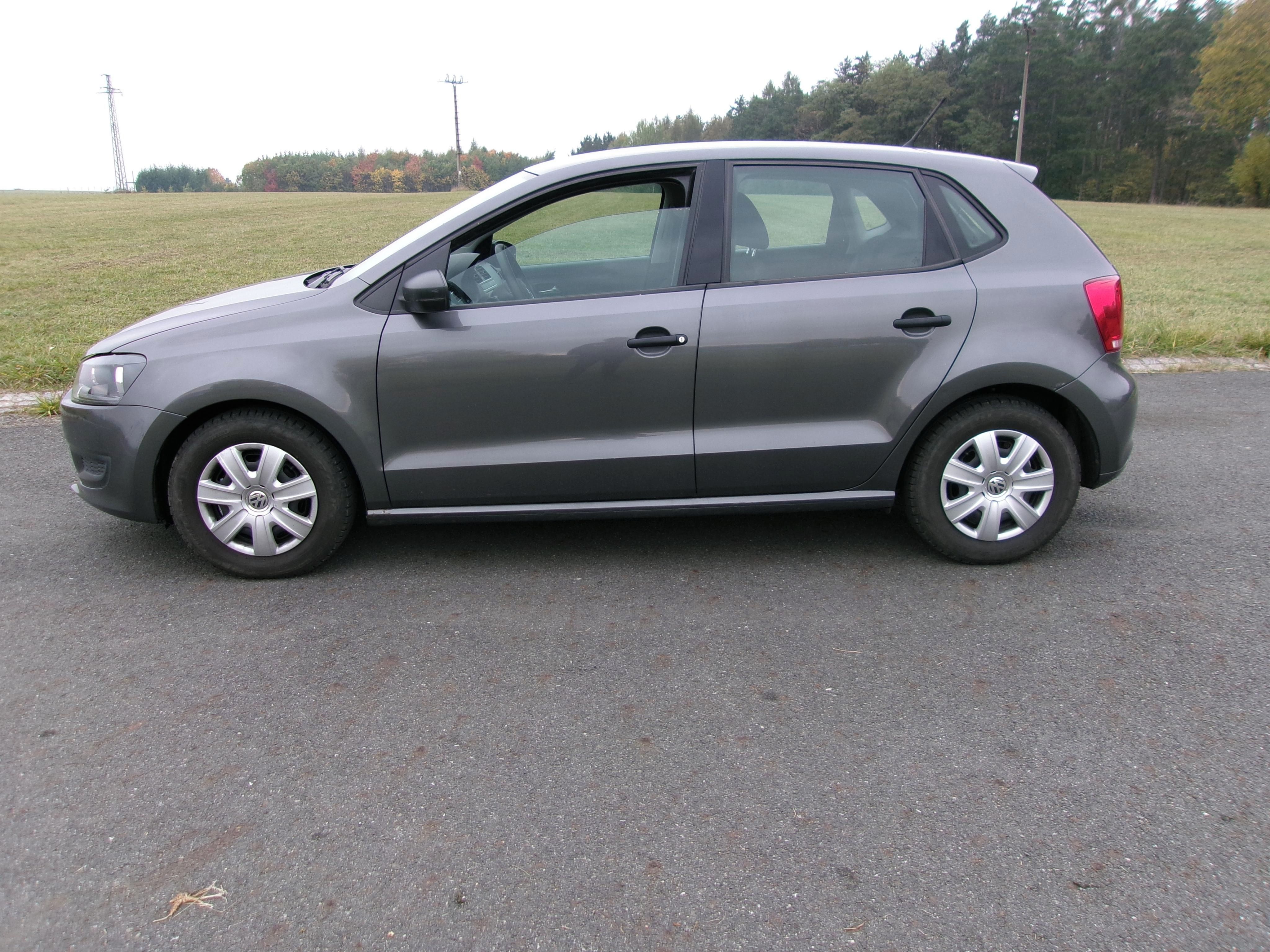 Volkswagen Polo, 1,2 51KW nová STK - fotka 2