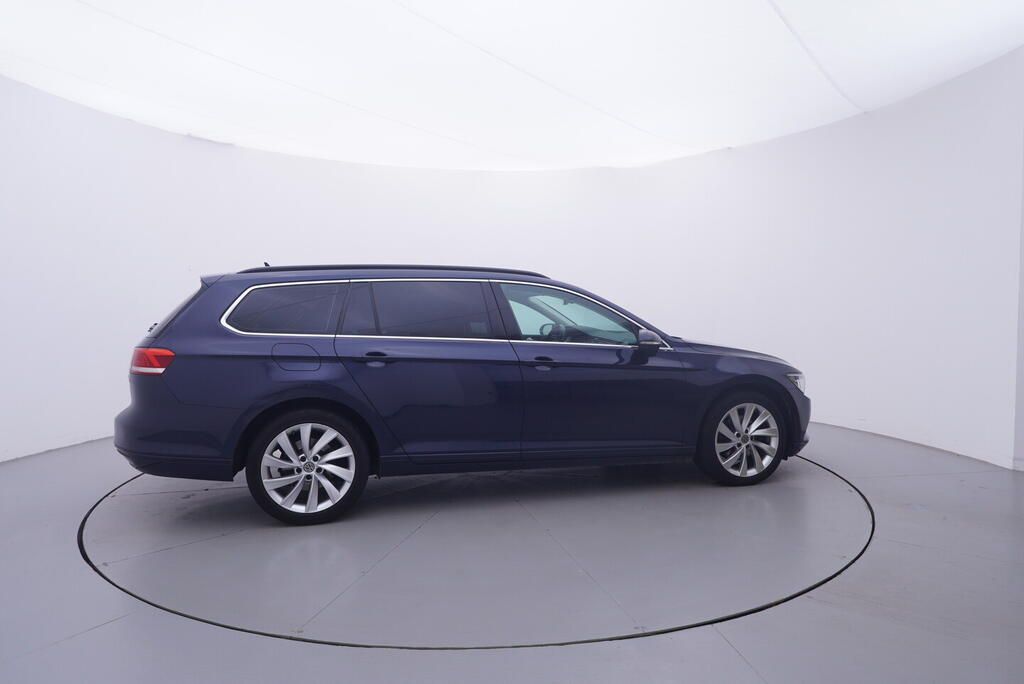 Volkswagen Passat, Comfortline 2.0 TDI 110 kW - fotka 6