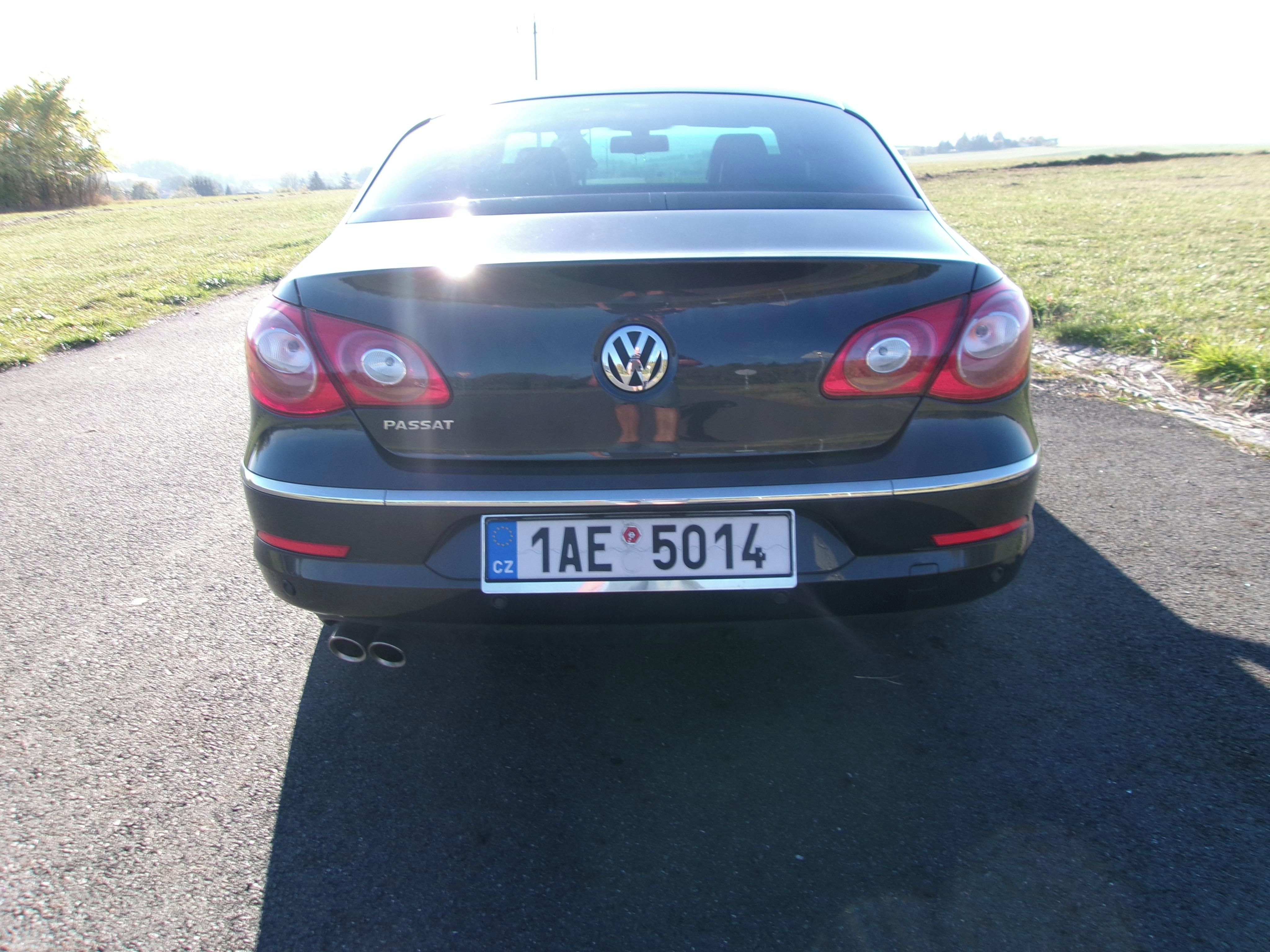 Volkswagen Passat CC, 2,0TDI DSG naj 55 000 km - fotka 4