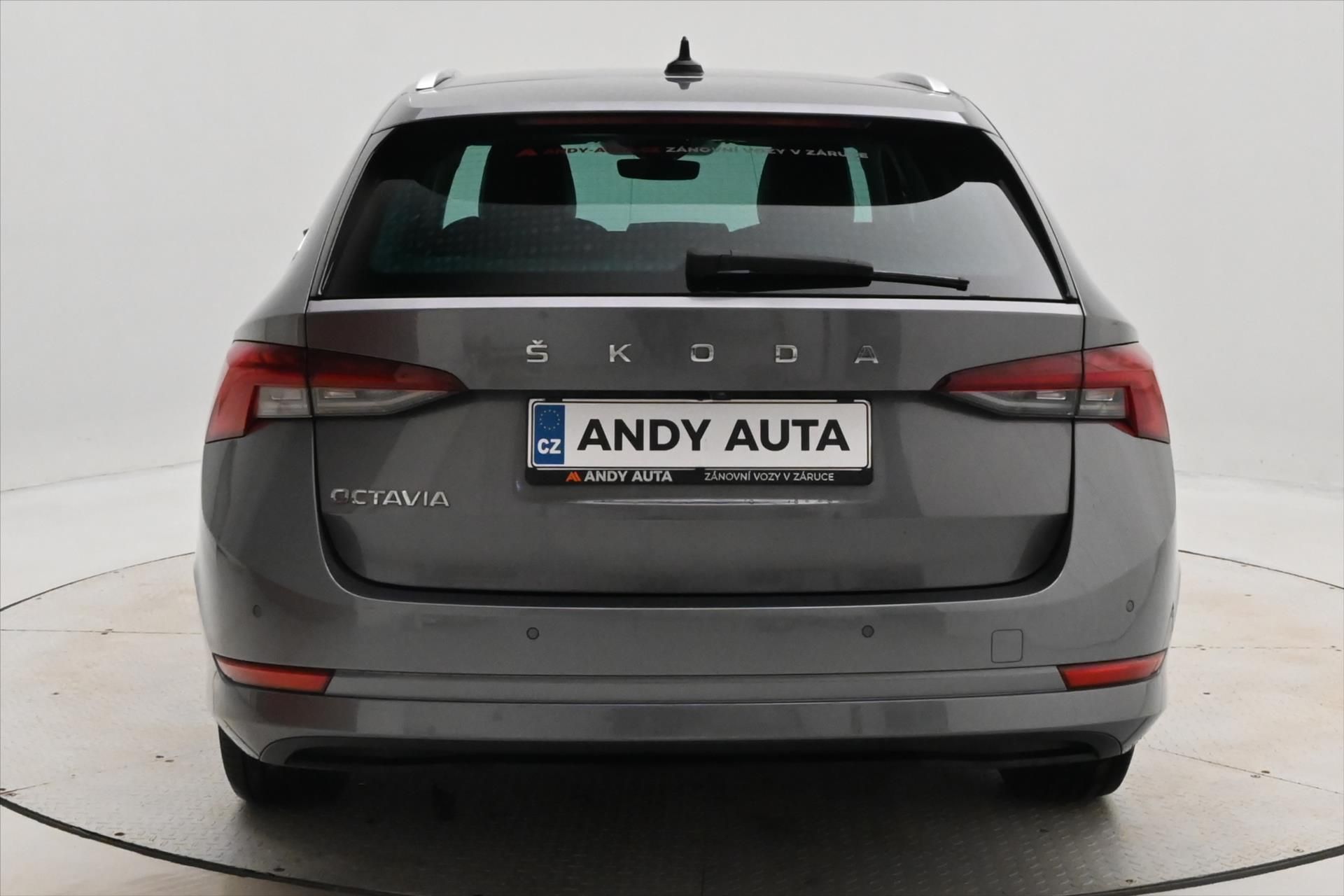 Škoda Octavia, 2,0 TDI 110 kW DSG Style Záruk - fotka 6
