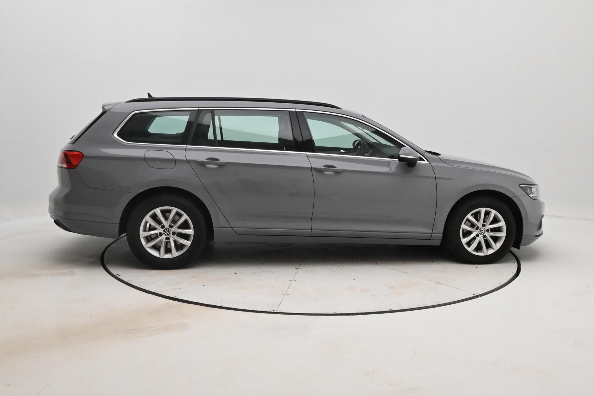 Volkswagen Passat, 2,0 TDI 110 kW DSG Business Zá - fotka 4