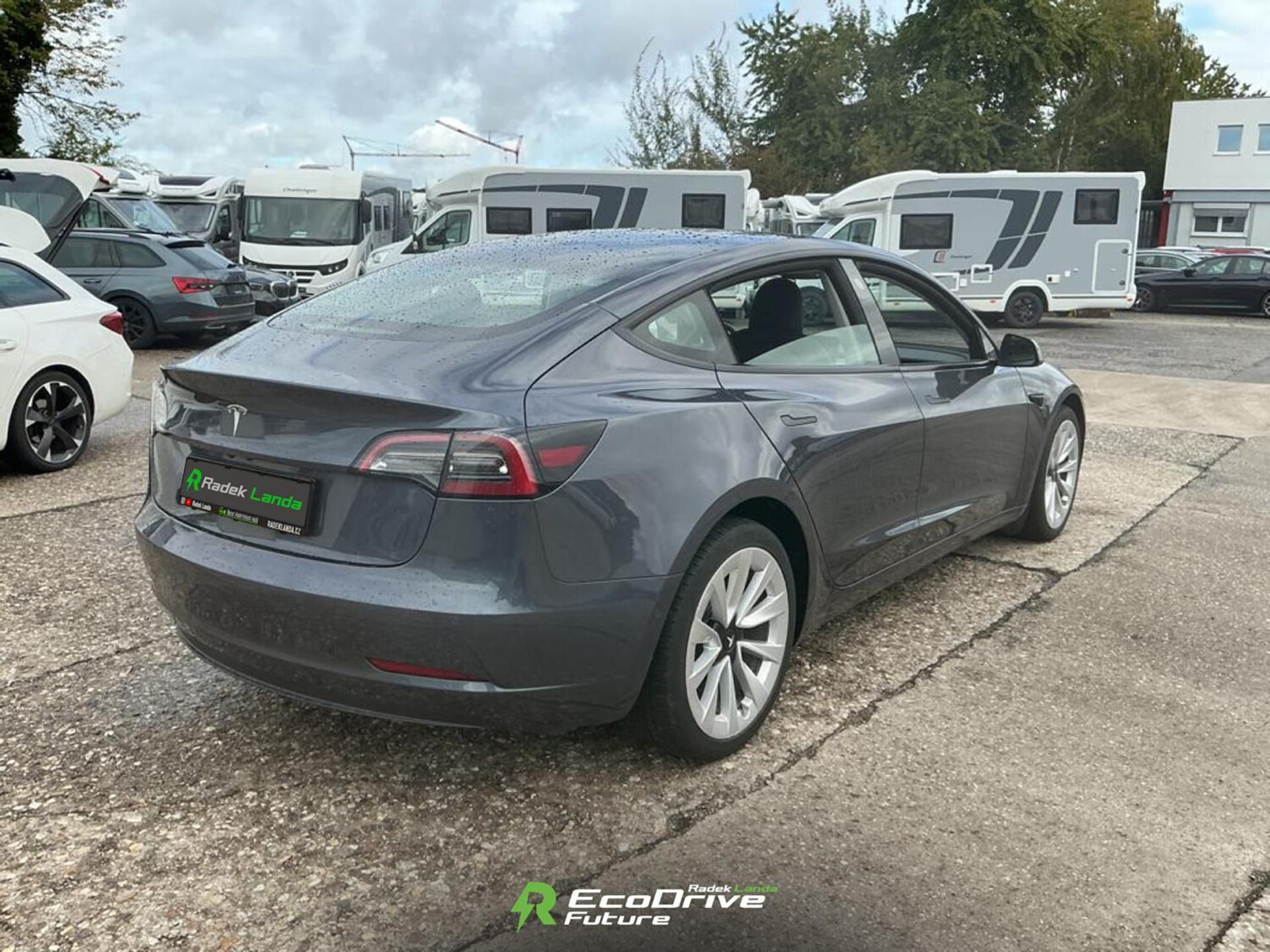 Tesla Model 3, AMD Ryzen, Grok | SOH 93 % - fotka 5